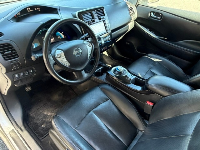 /choosesuperauto/2016-Nissan-Leaf-31882472922987803.jpg