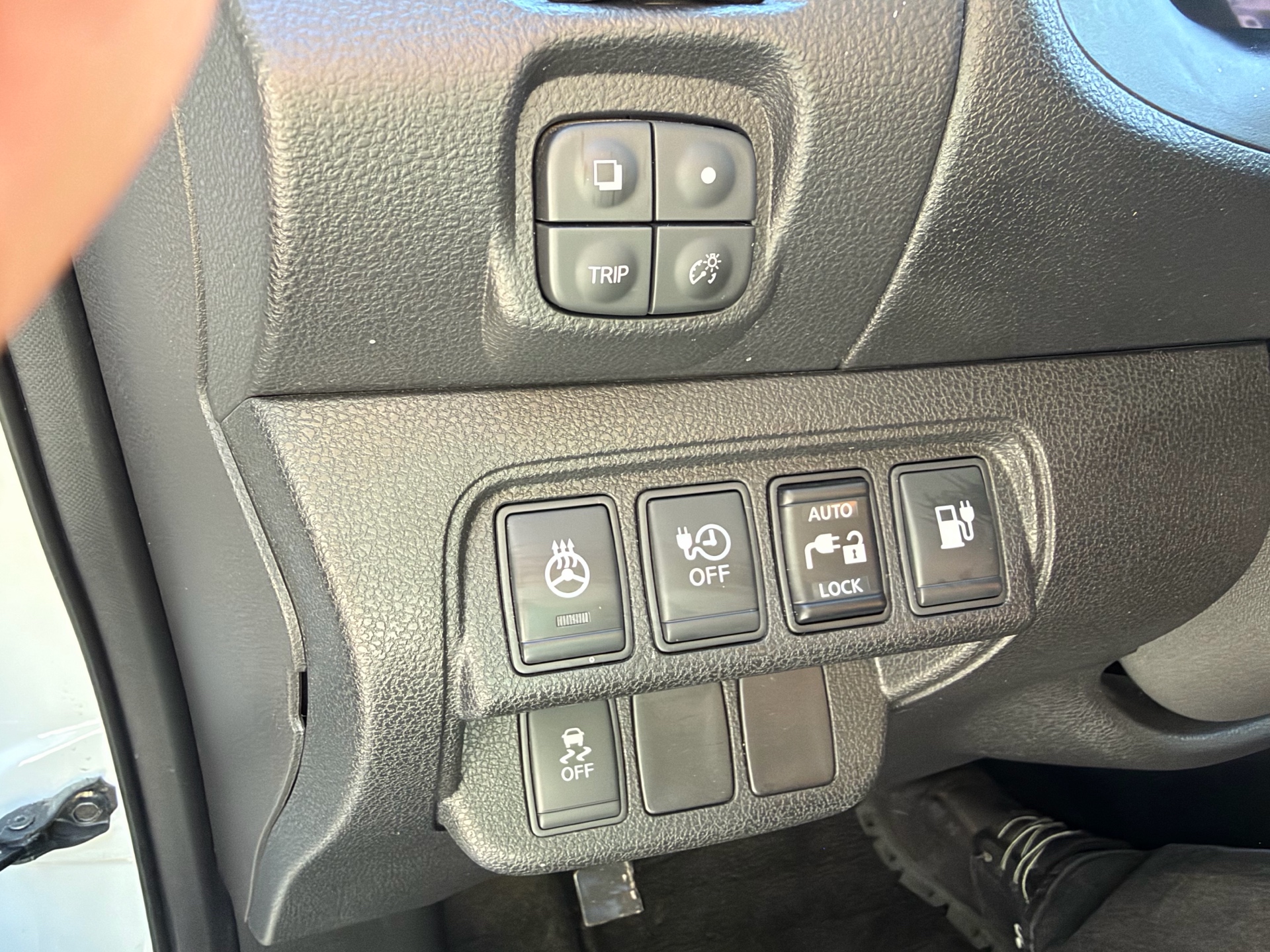 /choosesuperauto/2016-Nissan-Leaf-595193225642046.jpg