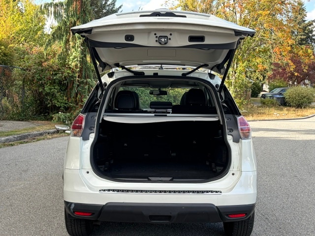 /choosesuperauto/2016-Nissan-Rogue-14374158896348344.jpg