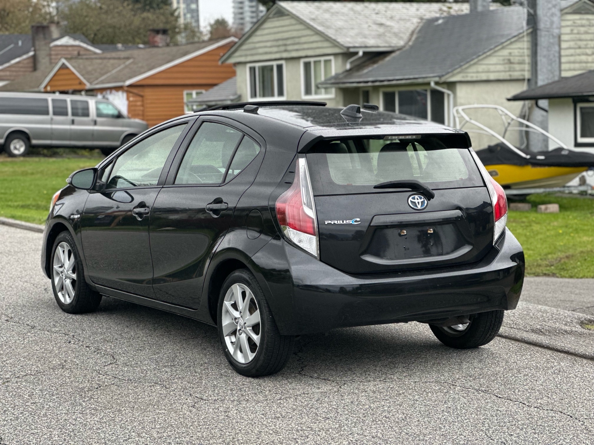 /choosesuperauto/2016-Toyota-Priusc-34551582145696313.jpg