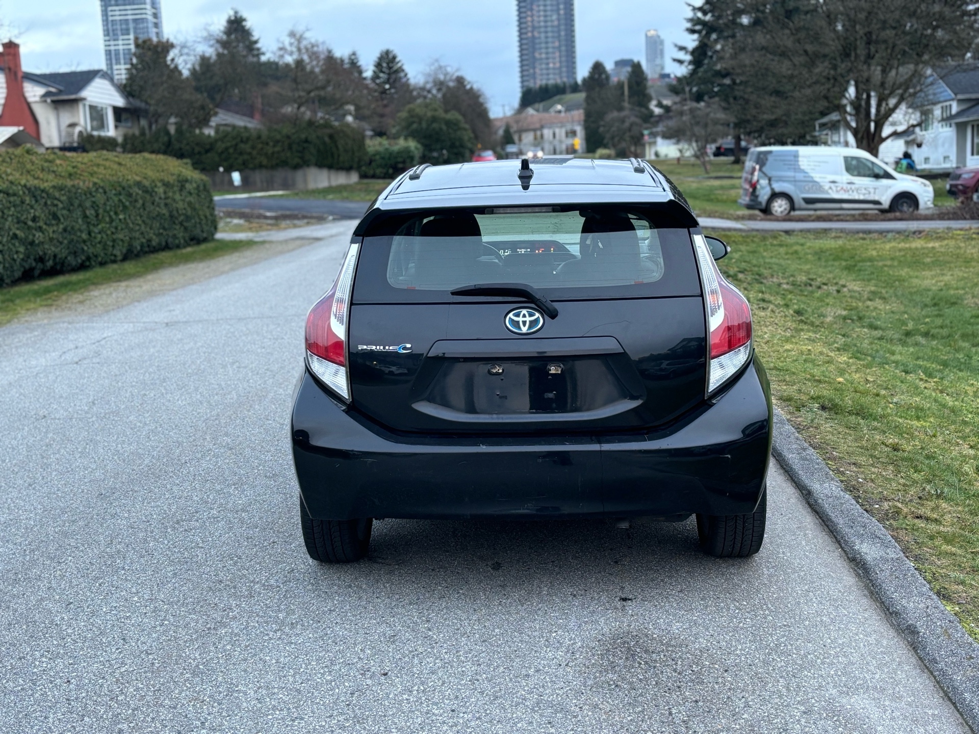 /choosesuperauto/2016-Toyota-Priusc-43719426843129816.jpg