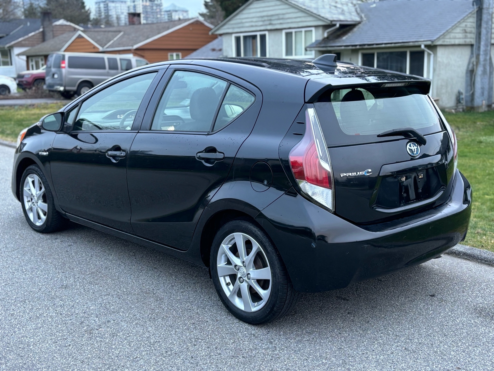 /choosesuperauto/2016-Toyota-Priusc-5317291378571627.jpg