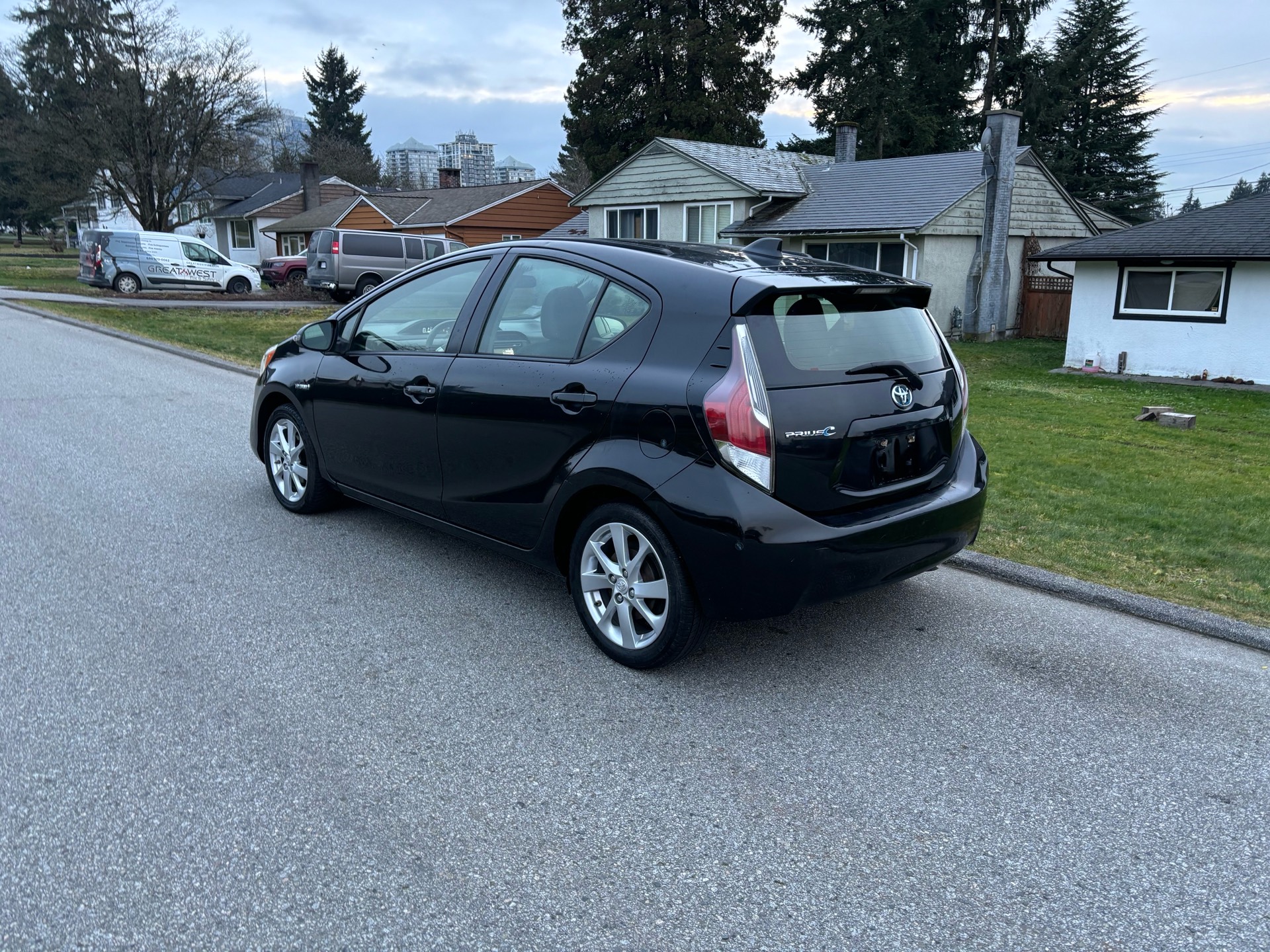 /choosesuperauto/2016-Toyota-Priusc-8294251513673638.jpg