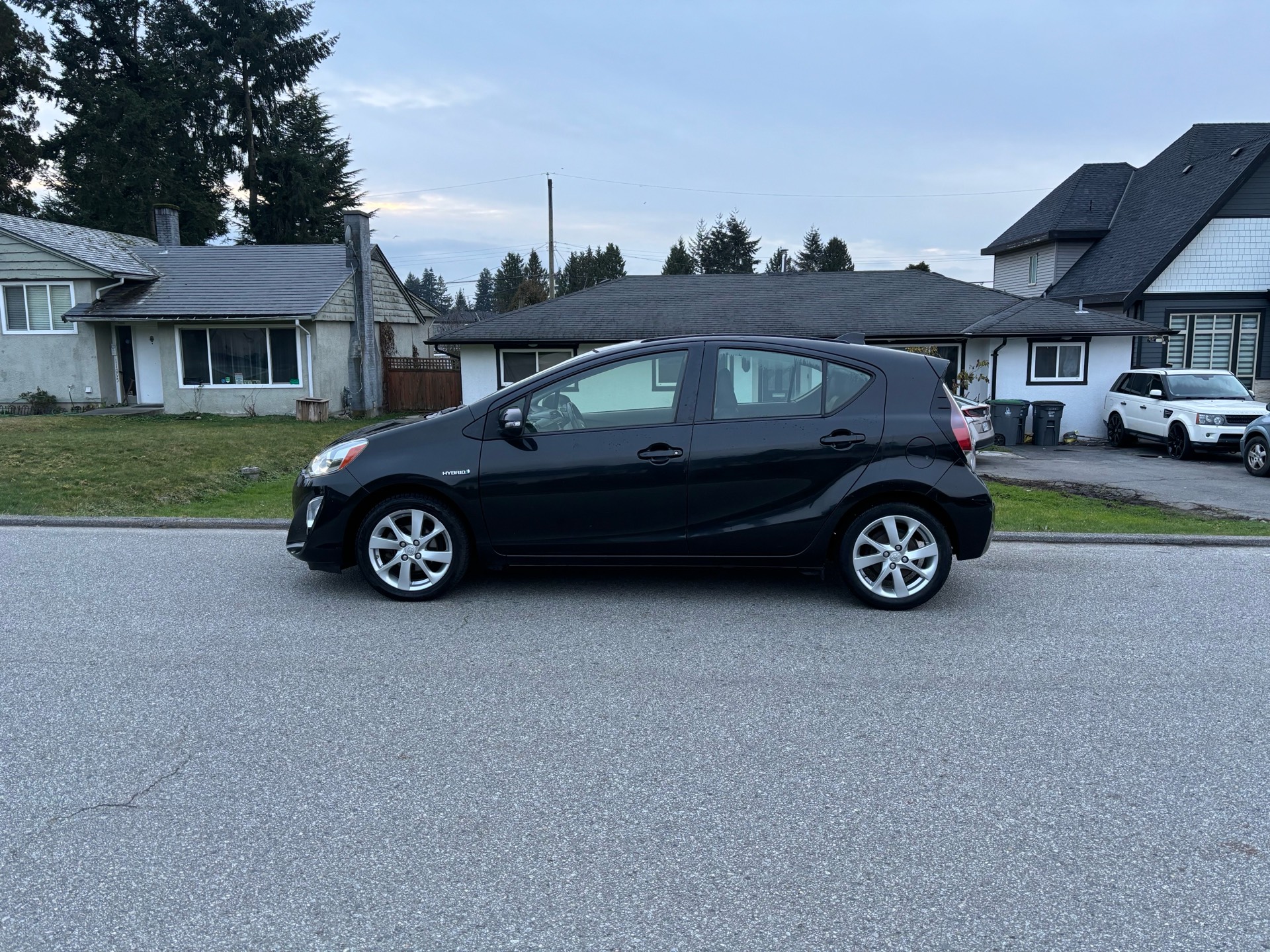/choosesuperauto/2016-Toyota-Priusc-8565191391808142.jpg