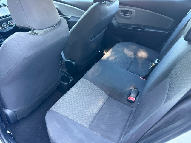 /choosesuperauto/2016-Toyota-Yaris-16398955096880763.jpg