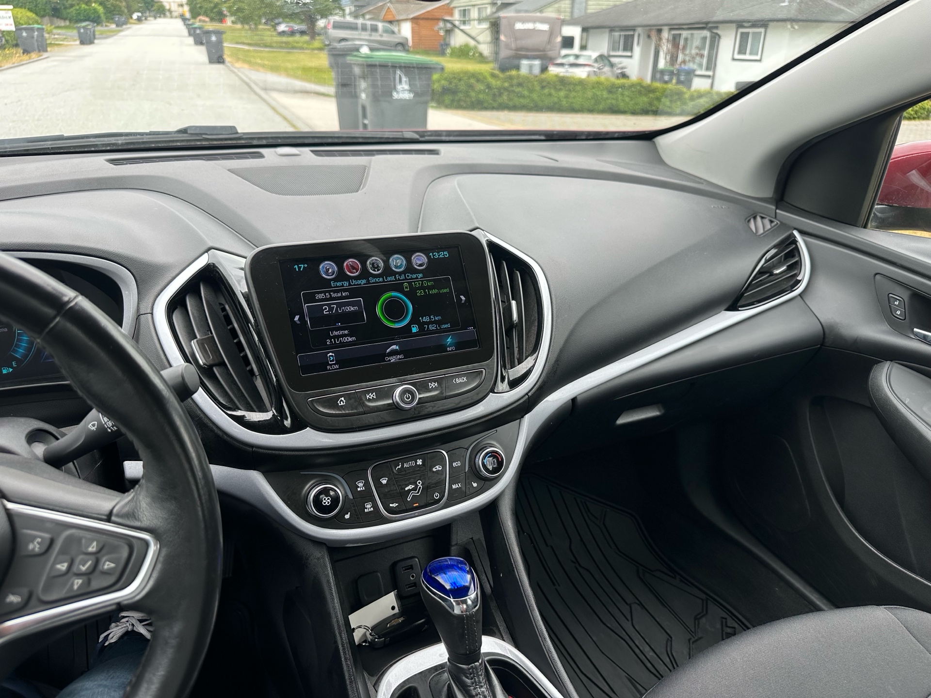/choosesuperauto/2017-Chevrolet-Volt-9585117494938828.jpg