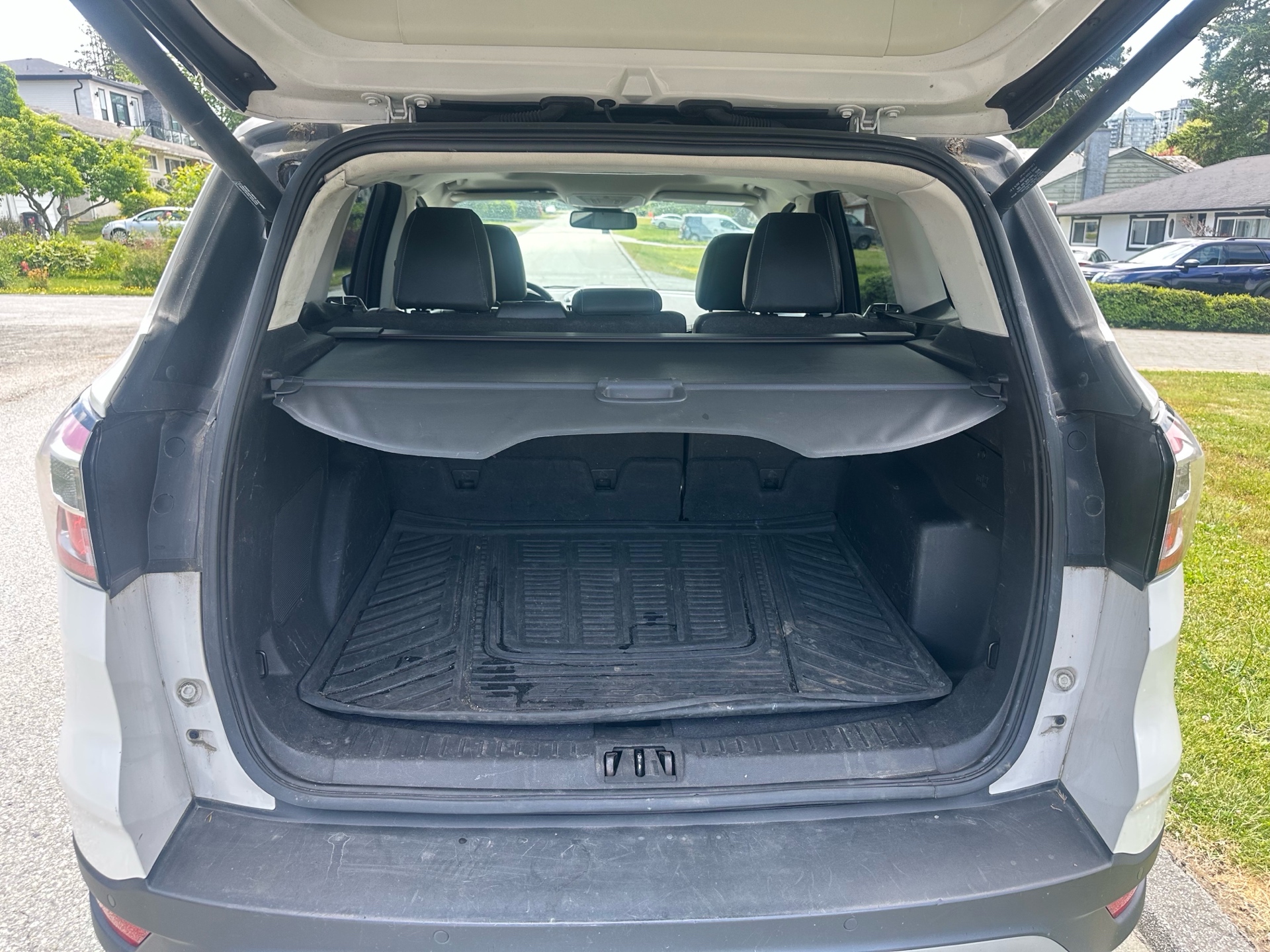 /choosesuperauto/2017-Ford-Escape-5561996213604303.jpg