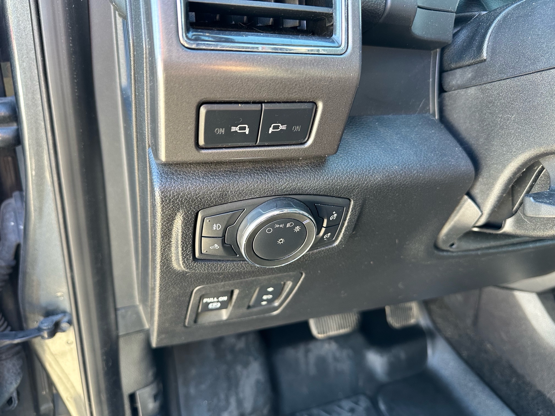 /choosesuperauto/2017-Ford-F-150-3785217304652697.jpg