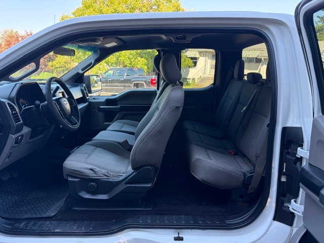 /choosesuperauto/2017-Ford-F-150-9215186802856588.jpg