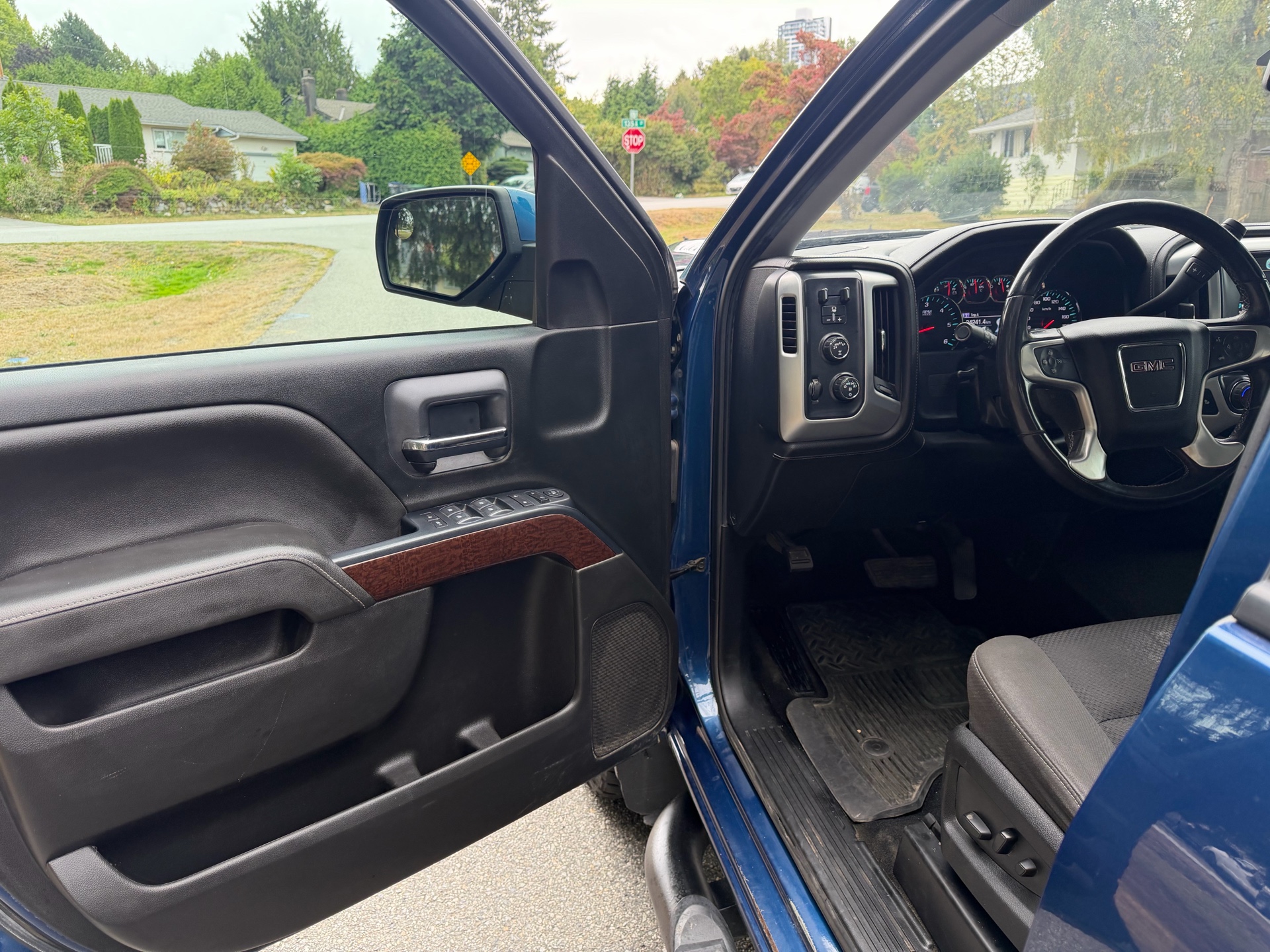/choosesuperauto/2017-GMC-Sierra1500-22581099634920632.jpg