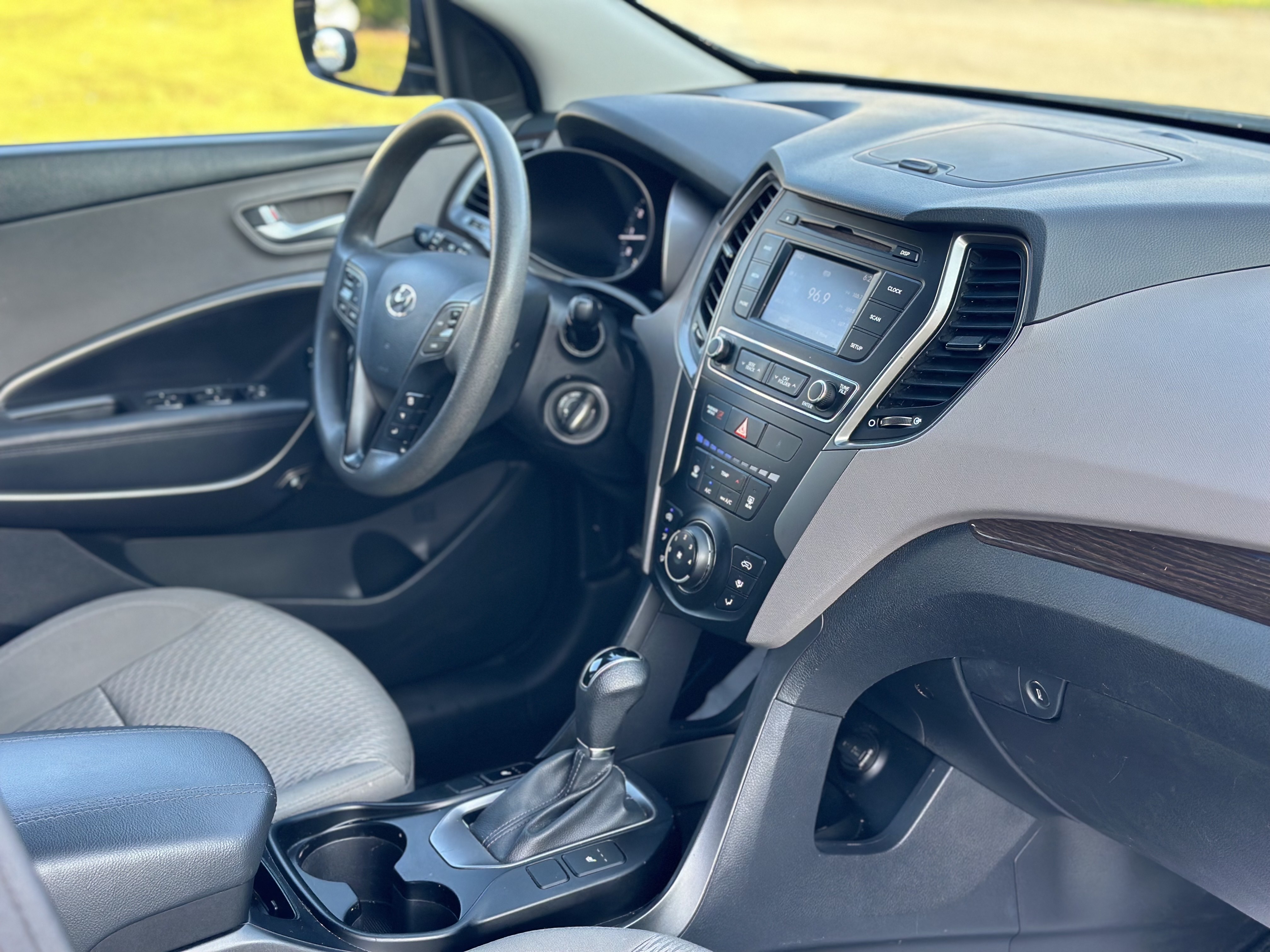 /choosesuperauto/2017-Hyundai-SantaFe-185652313636409.jpg