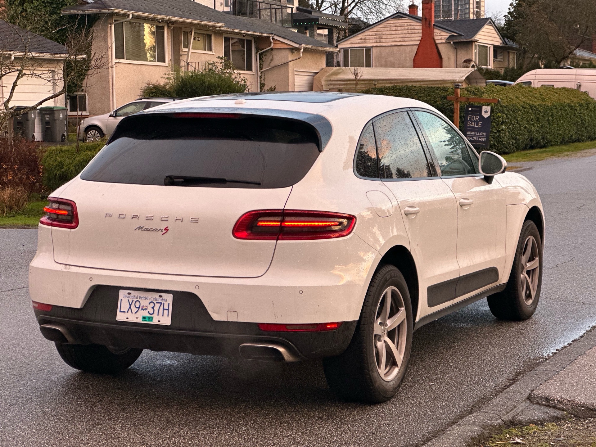 /choosesuperauto/2017-Porsche-Macan-30925240814649824.jpg