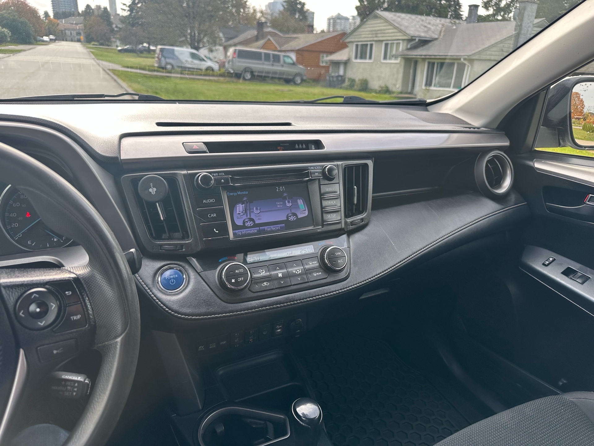 /choosesuperauto/2017-Toyota-RAV4Hybrid-7273060936389688.jpg