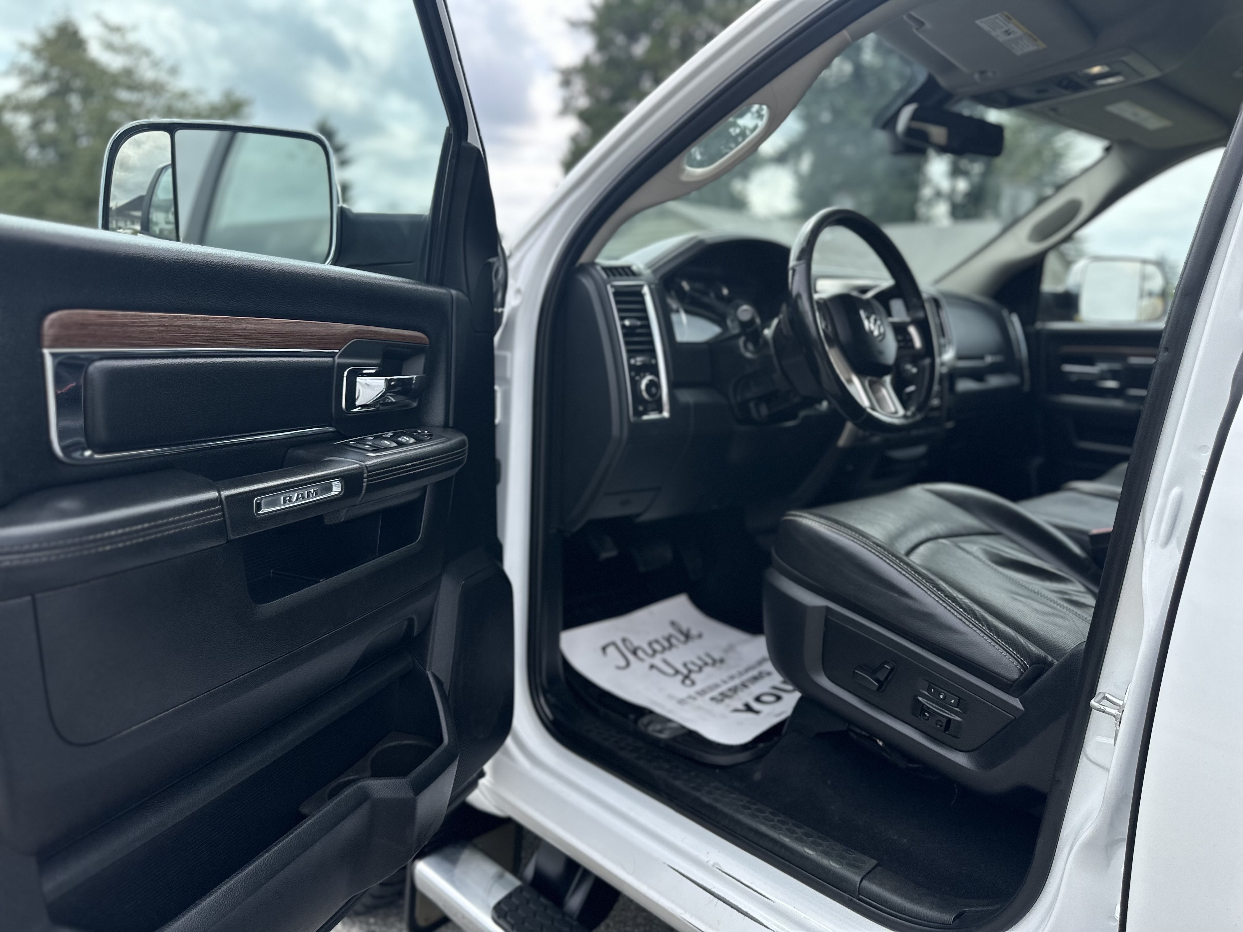 /choosesuperauto/2018-Ram-3500-02060551275772582.jpg