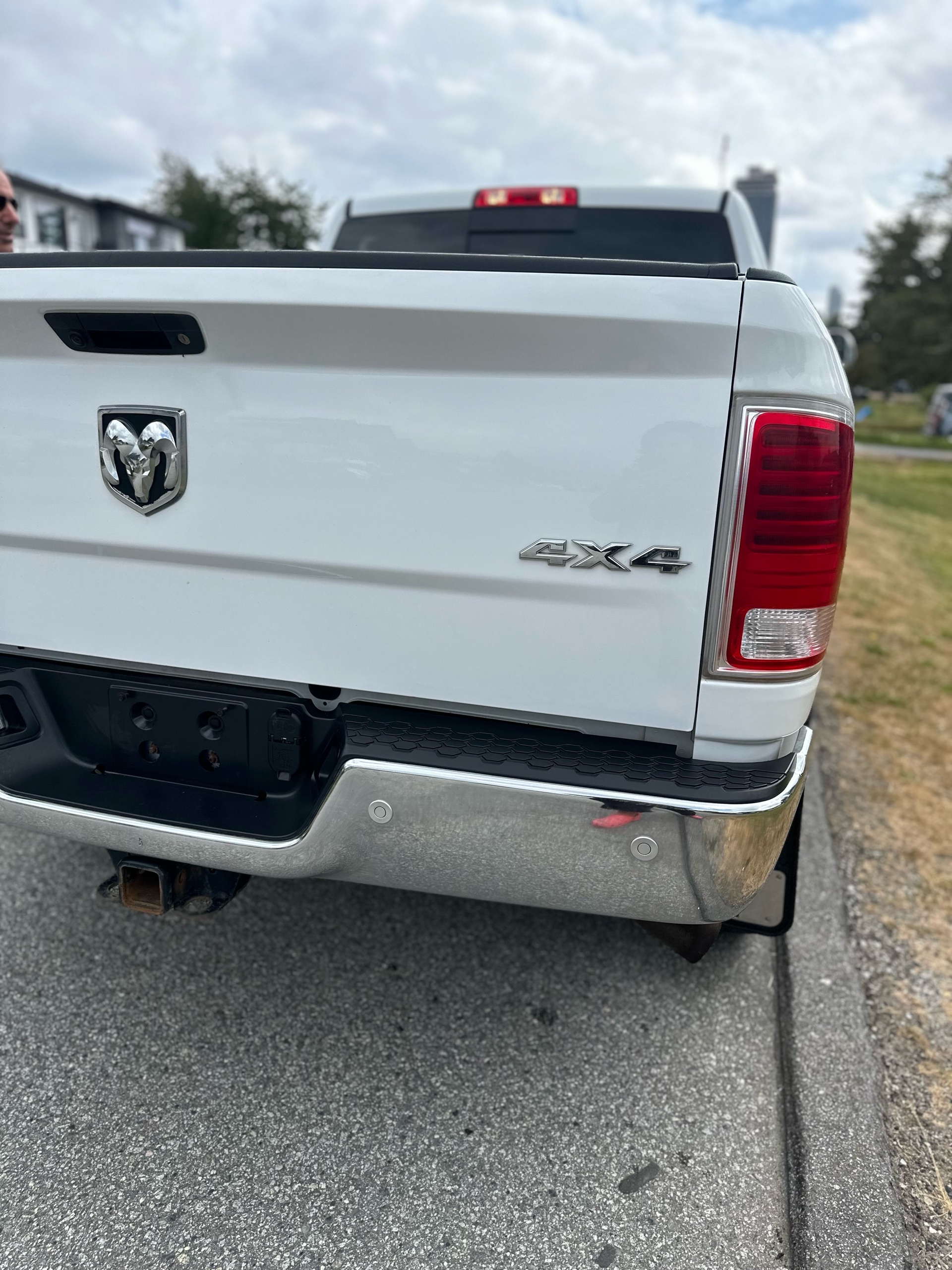 /choosesuperauto/2018-Ram-3500-763944075089179.jpg