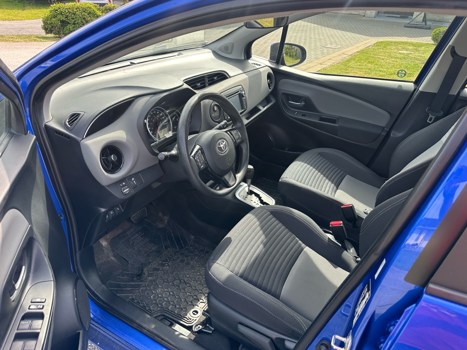 /choosesuperauto/2018-Toyota-Yaris-06452683170533424.jpg