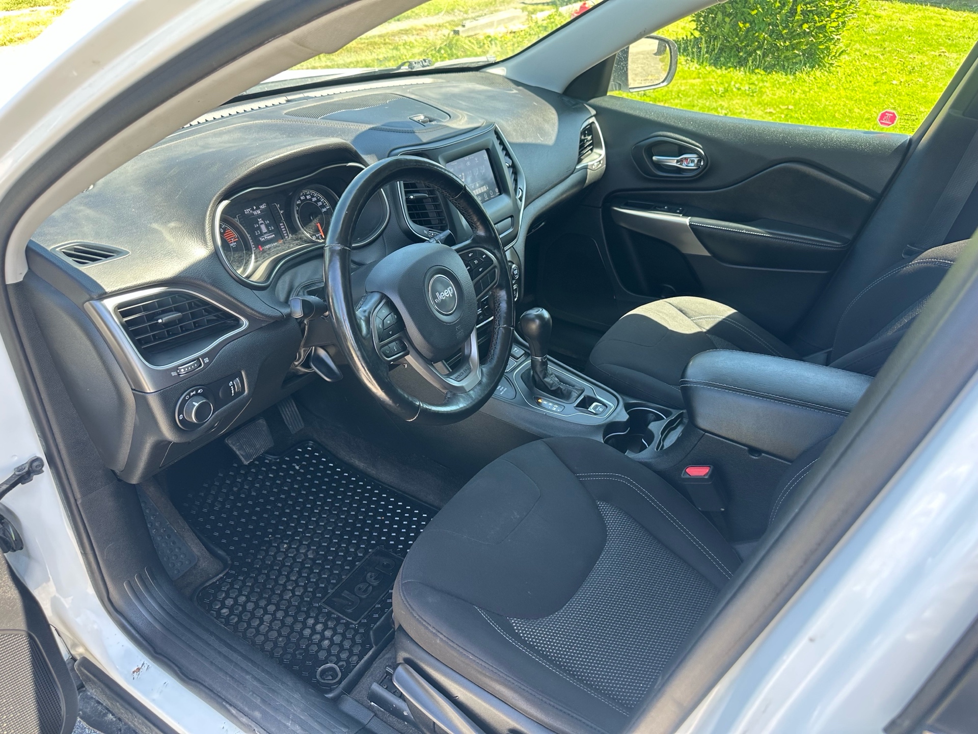 /choosesuperauto/2019-Jeep-Cherokee-5886034590859708.jpg