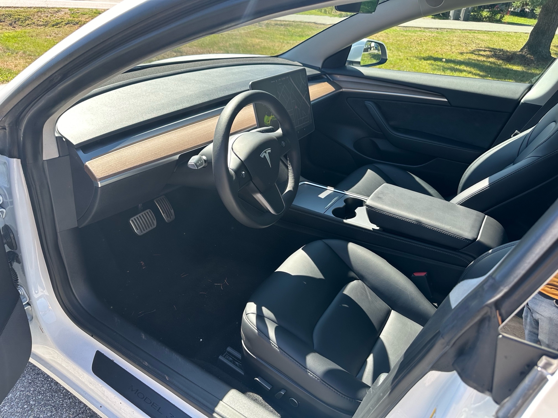 /choosesuperauto/2021-Tesla-Model3-004519374523281661.jpg