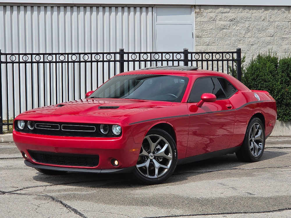 2017 Dodge Challenger SXT PLUS-NAVIGATION-LEATHER-SUNROOF-CERTIFIED