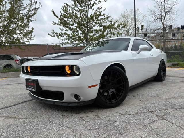 2019 Dodge Challenger SXT PREMIUM-LEATHER-ROOF-CAMERA-NAVIGATION-WE FINANCE