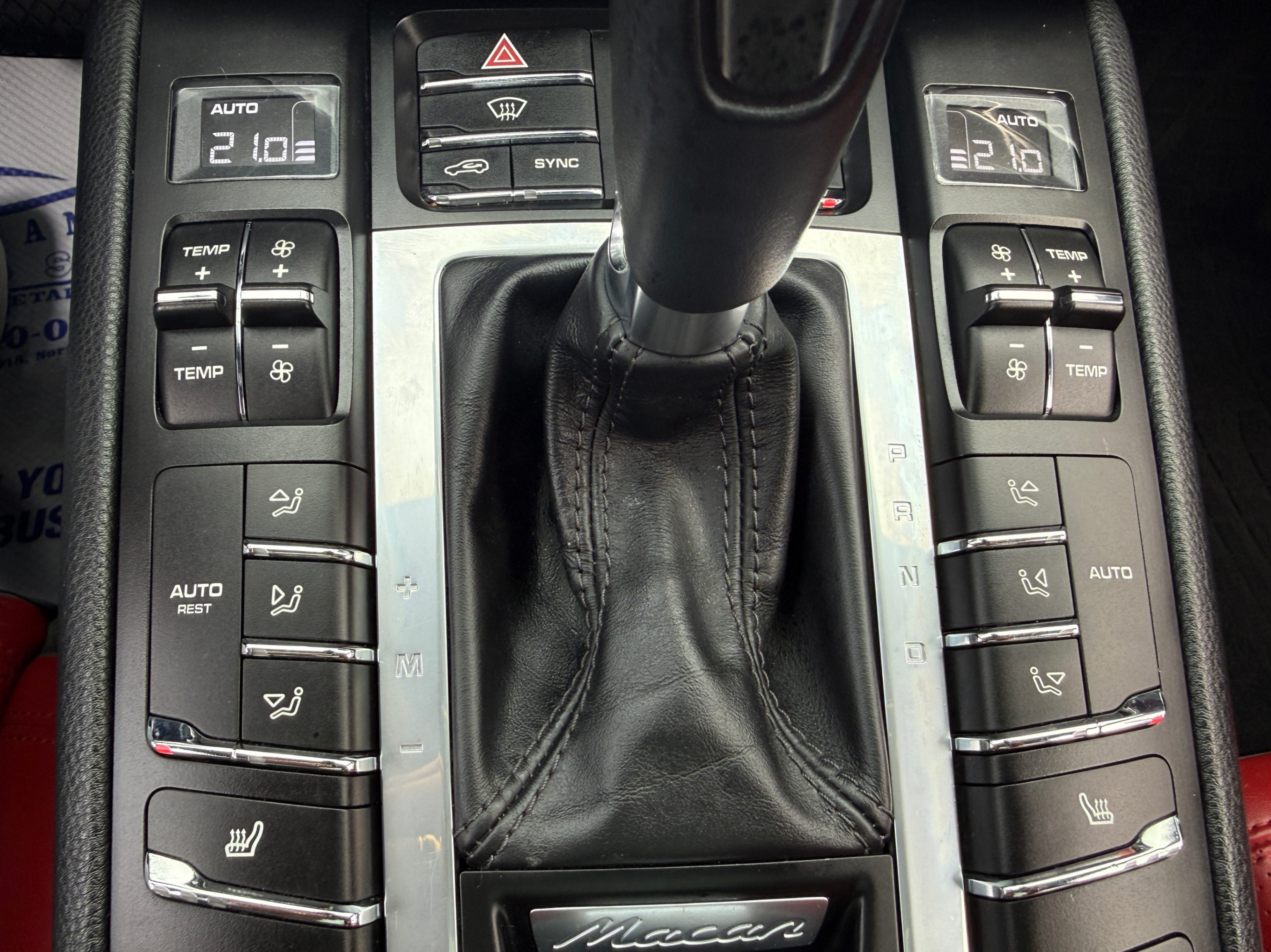 /crownautomobile/2017-Porsche-Macan-24356712238696443.jpg