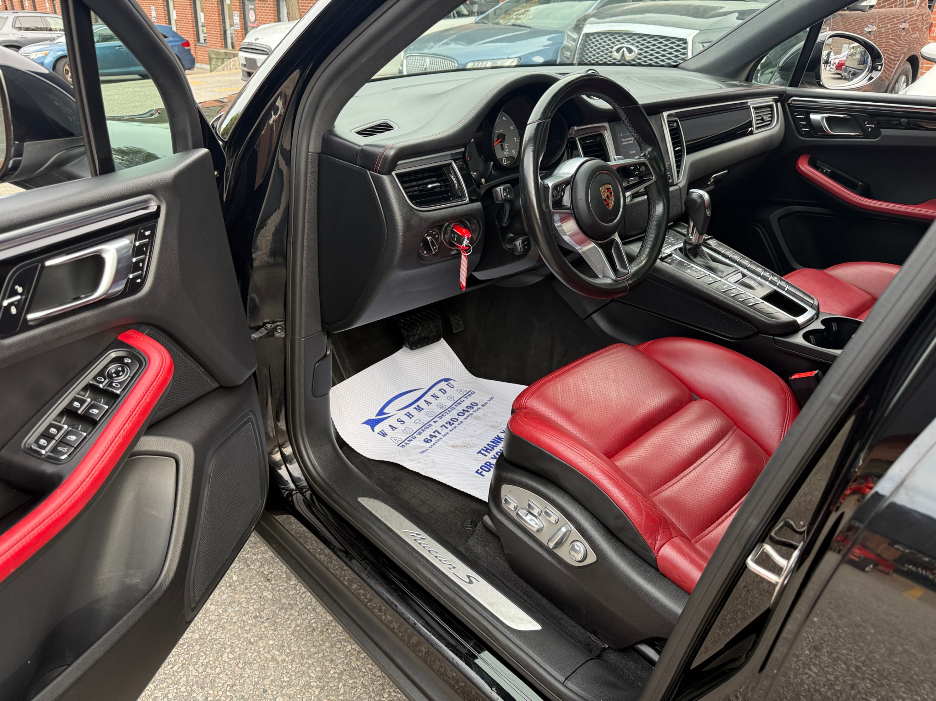 /crownautomobile/2017-Porsche-Macan-8628629733192723.jpg