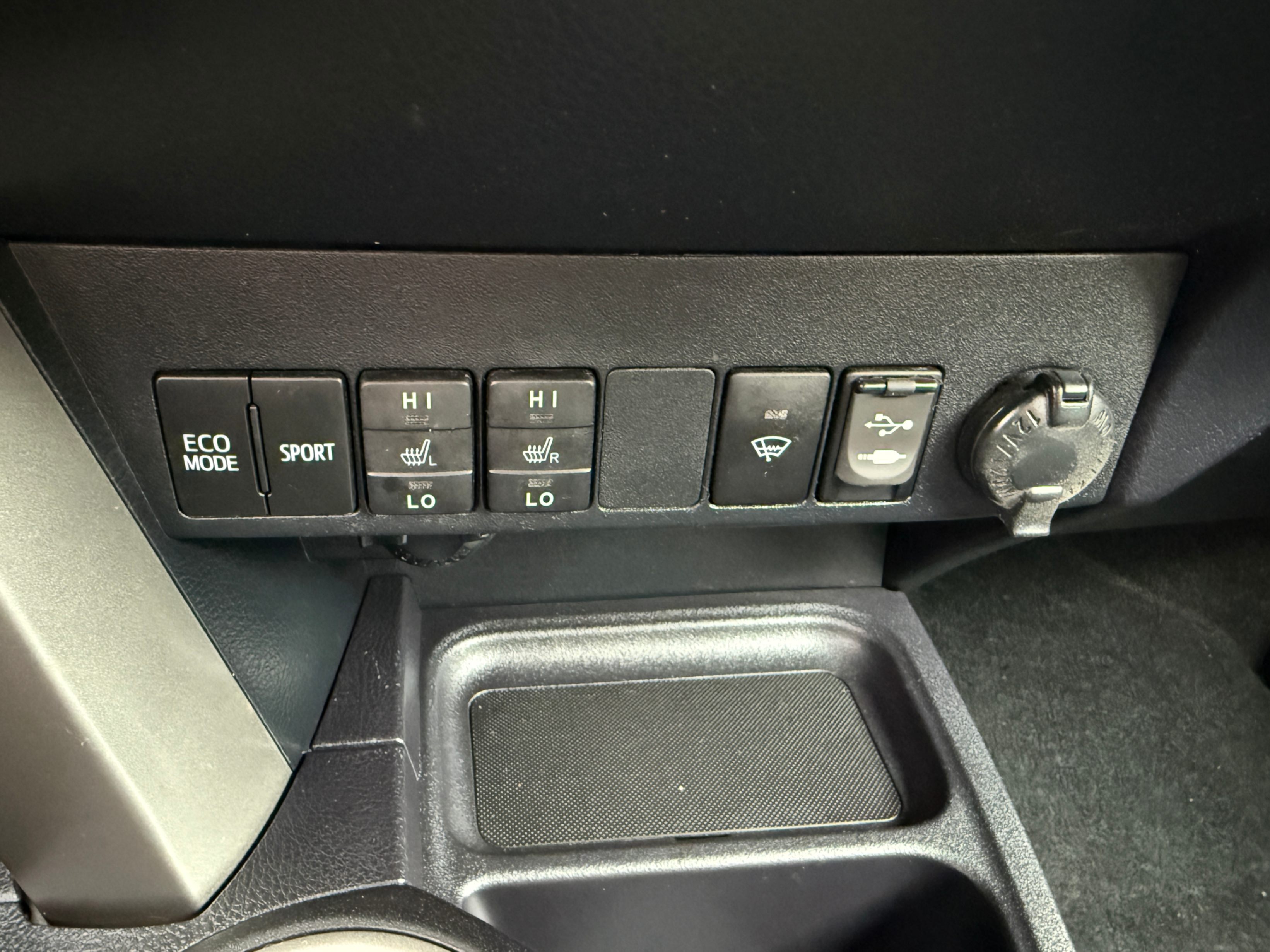 /crownautomobile/2018-Toyota-RAV4-8993331508974562.jpg