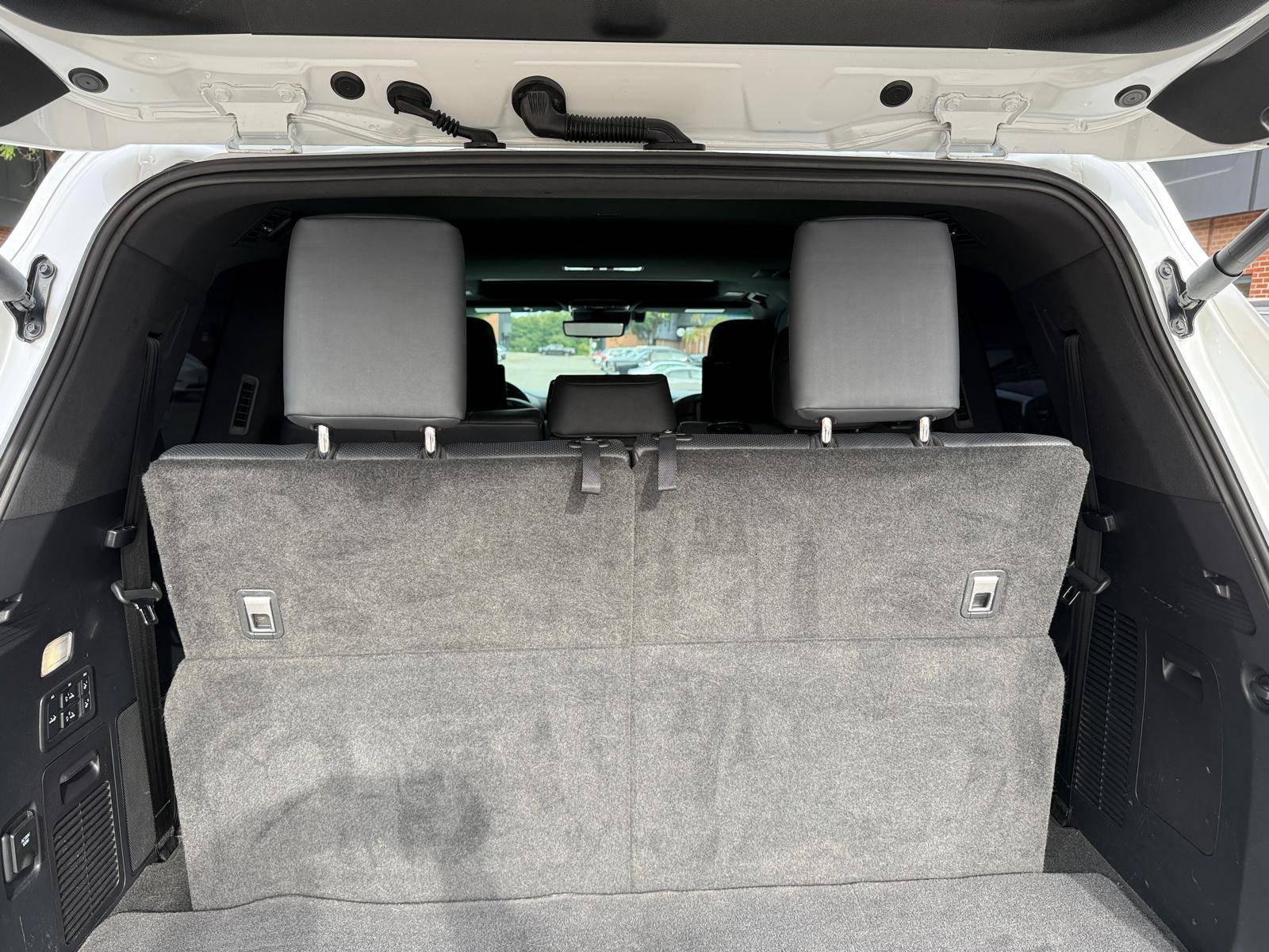 /crownautomobile/2022-Lexus-LX-0607830537235321.jpg