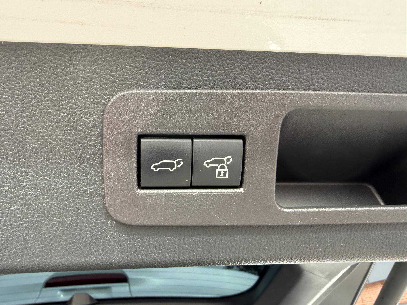 /crownautomobile/2022-Lexus-LX-836688921203945.jpg