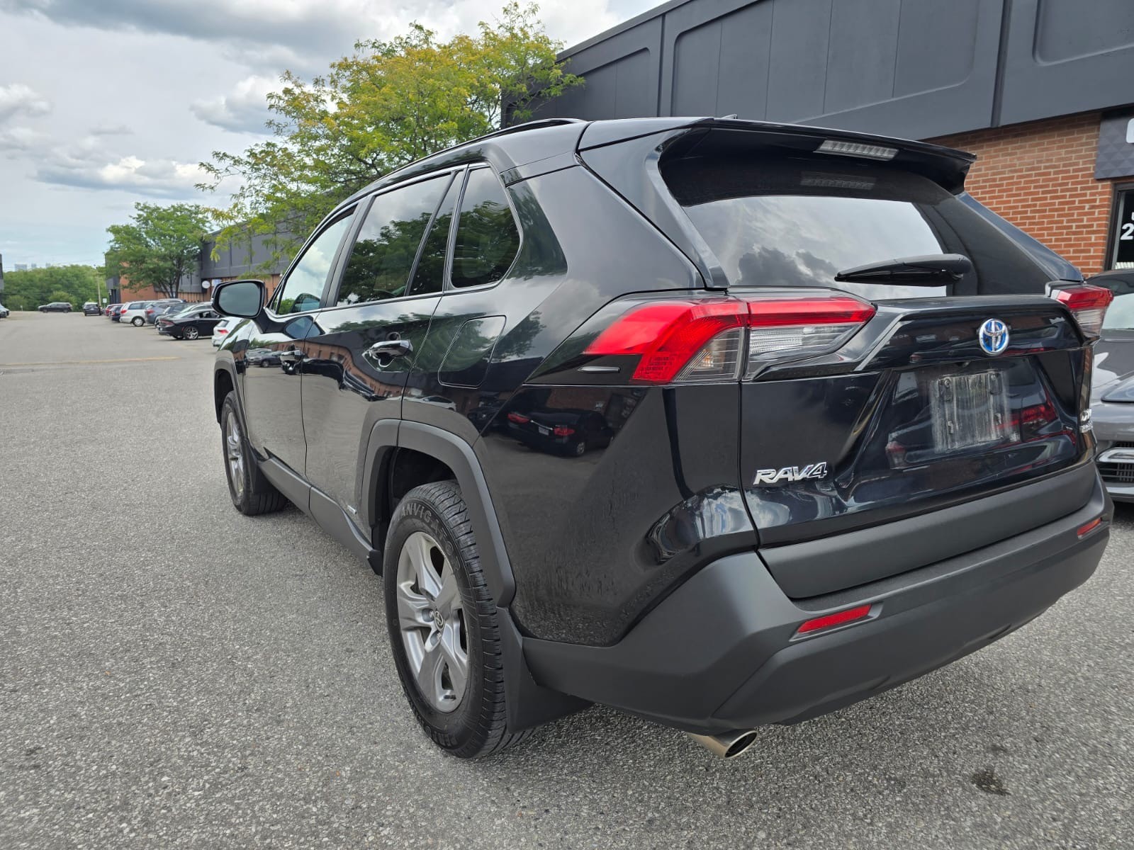 /crownautomobile/2022-Toyota-RAV4-052433537073307335.jpg