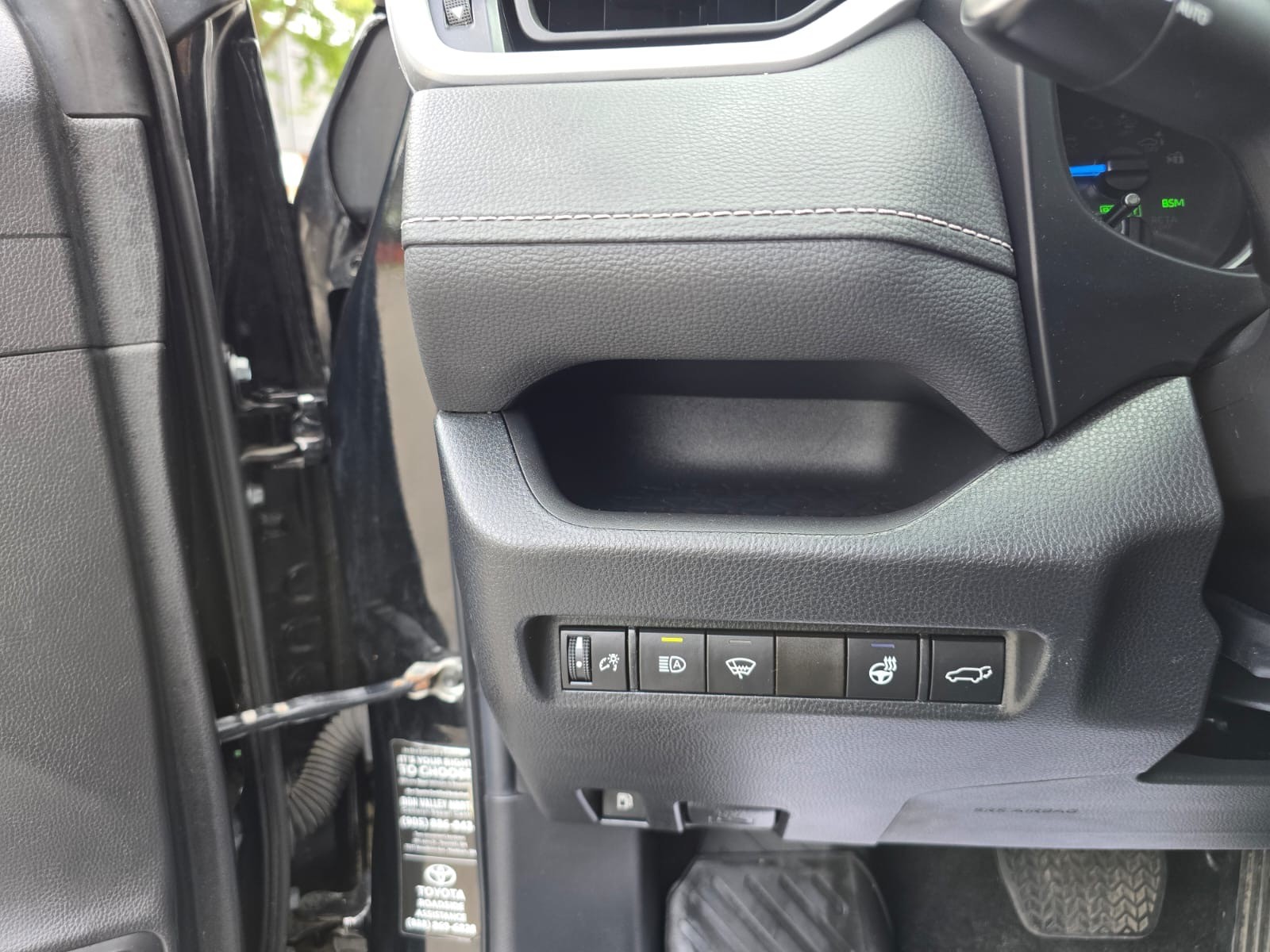 /crownautomobile/2022-Toyota-RAV4-45557547282834654.jpg