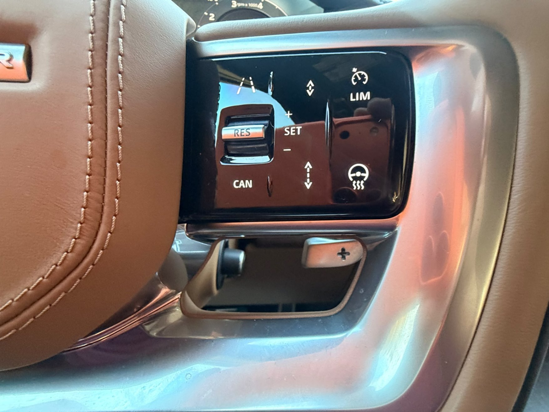 /crownautomobile/2023-LandRover-RangeRover-7028243641530698.jpg