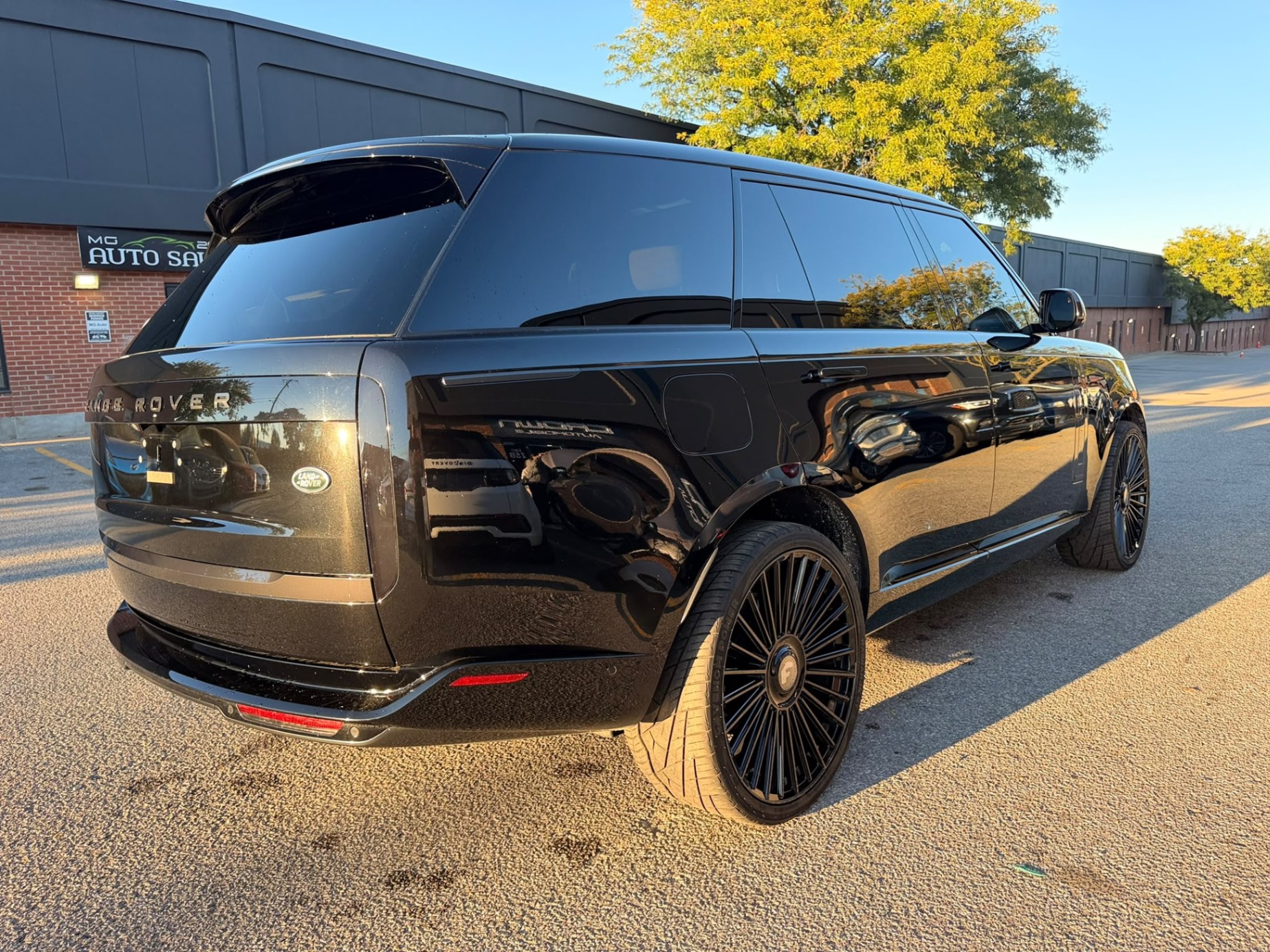 /crownautomobile/2023-LandRover-RangeRover-9098758938789906.jpg