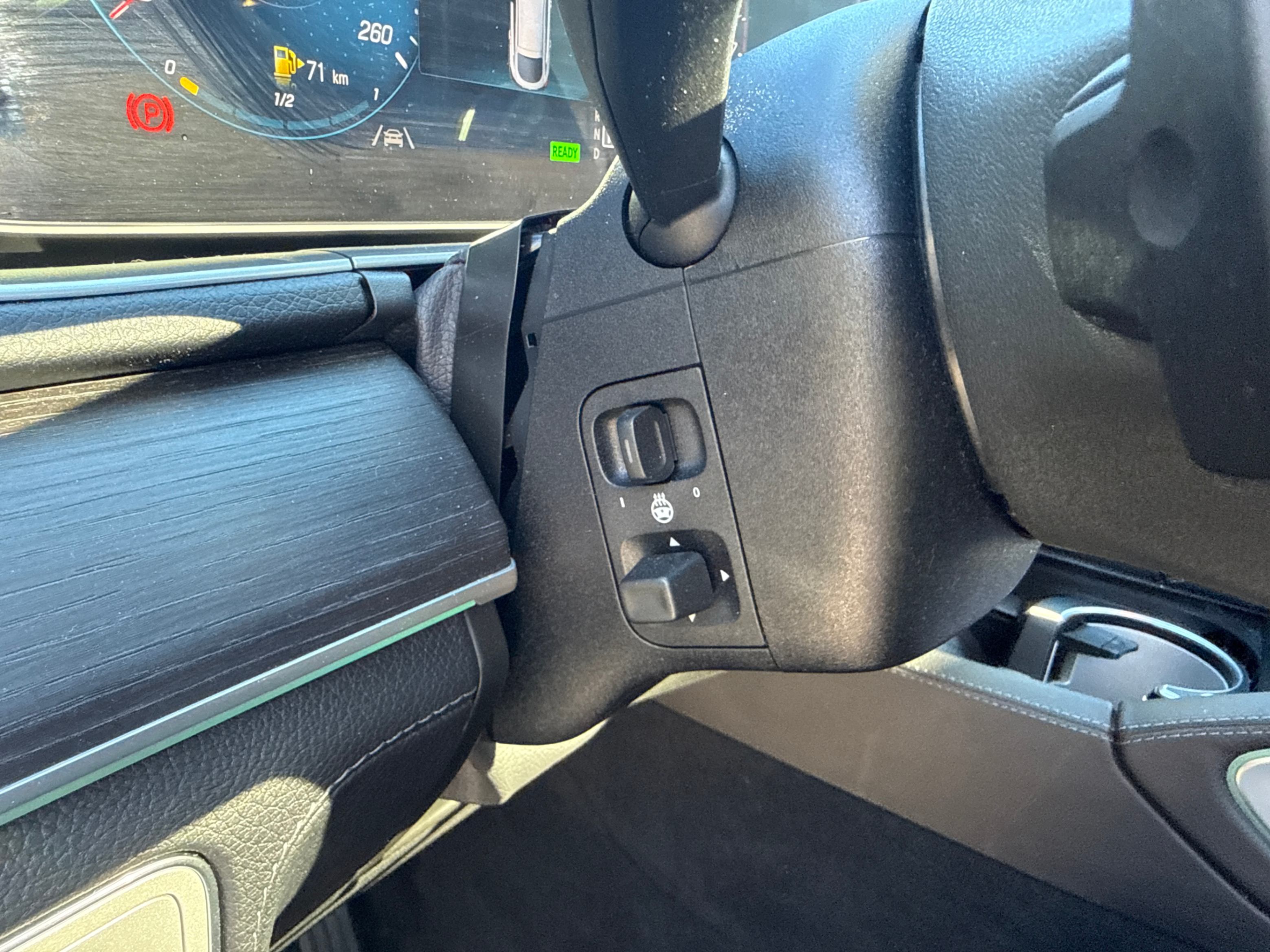 /crownautomobile/2023-Mercedes-Benz-GLE-Class-2262521693364843.jpg