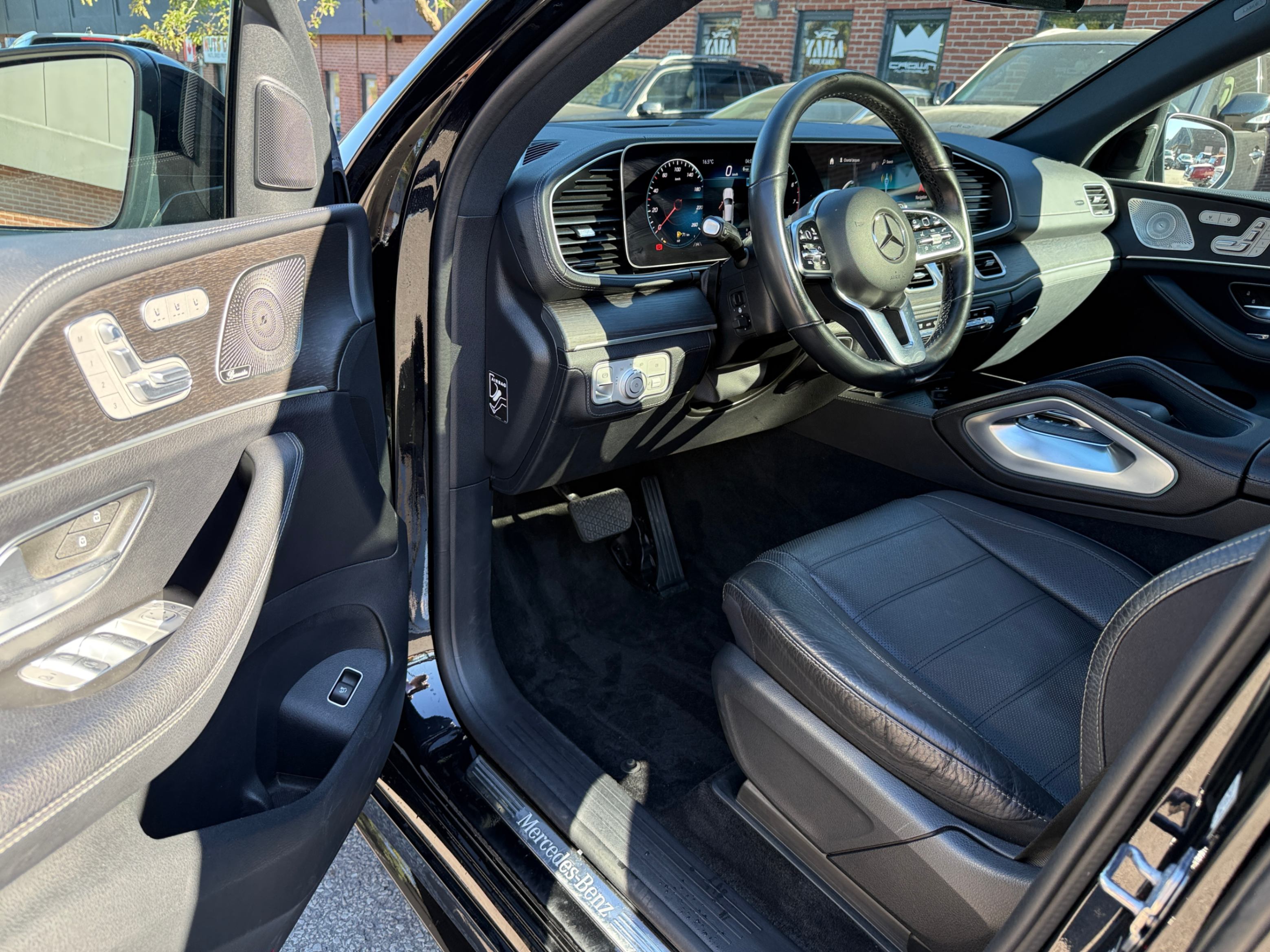 /crownautomobile/2023-Mercedes-Benz-GLE-Class-7225454875447692.jpg