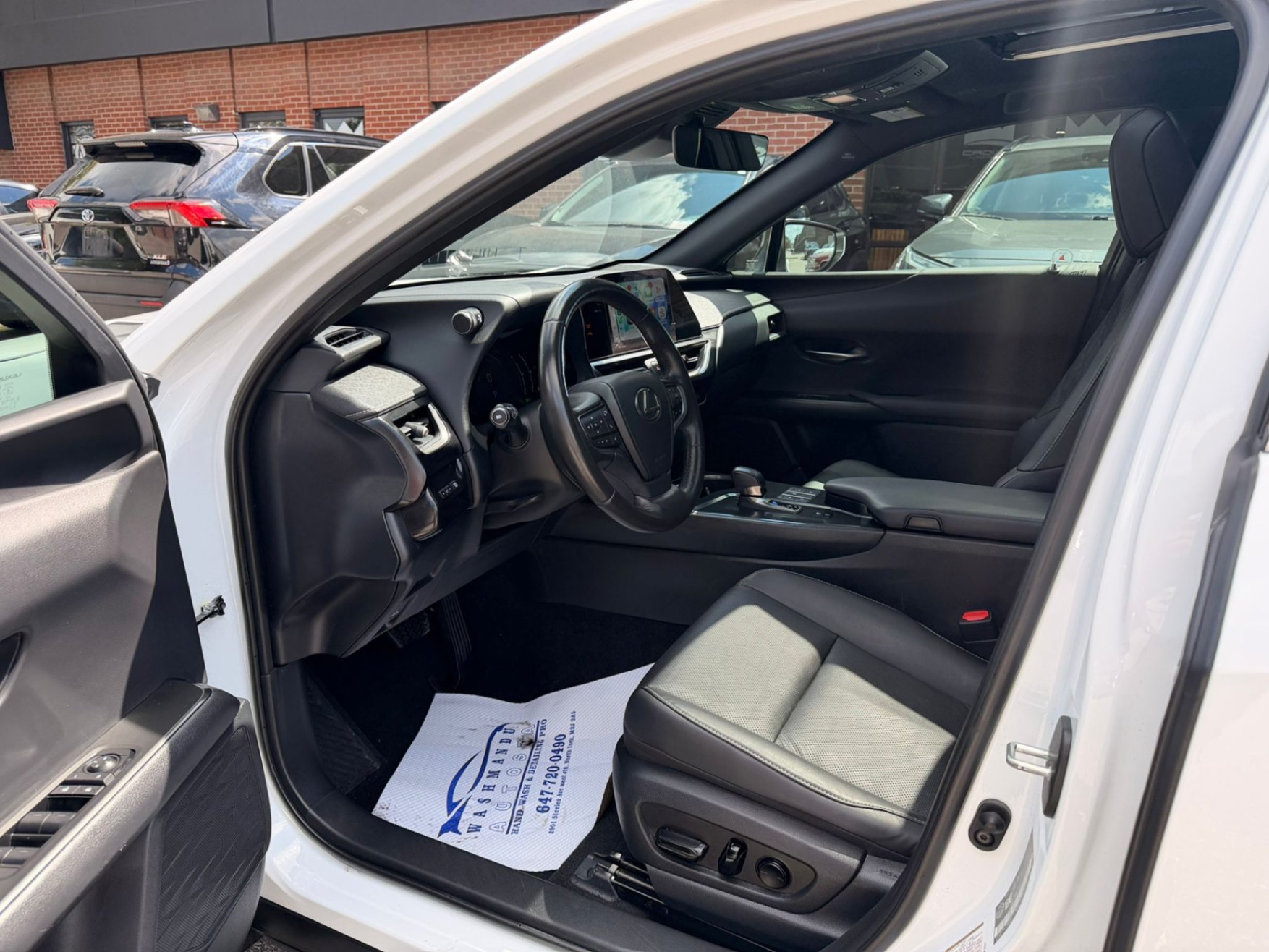 /crownautomobile/2025-Lexus-UX-6594033451848504.jpg