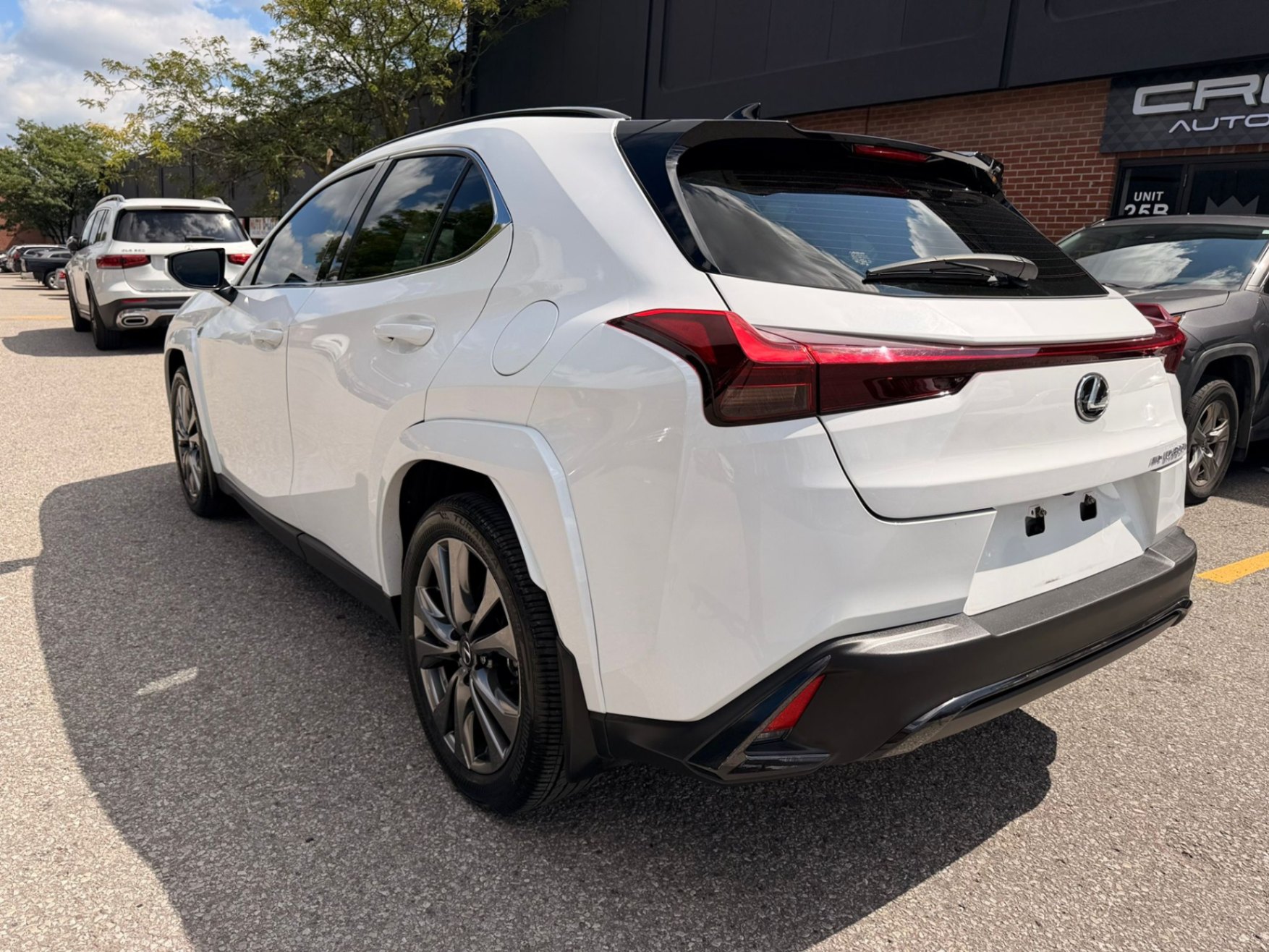 /crownautomobile/2025-Lexus-UX-7366531807891605.jpg