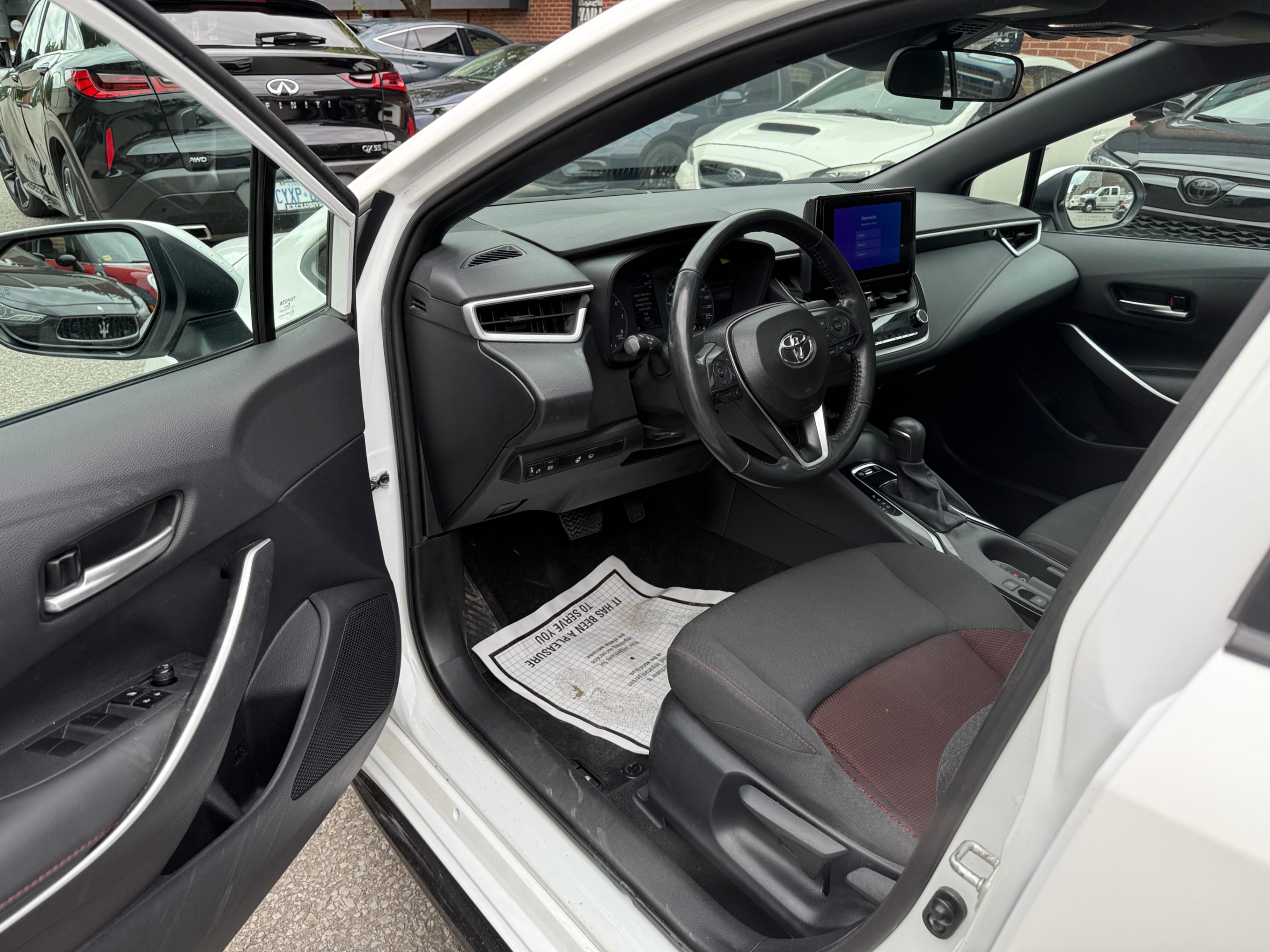 /crownautomobile/2025-Toyota-Corolla-13690383349722413.jpg
