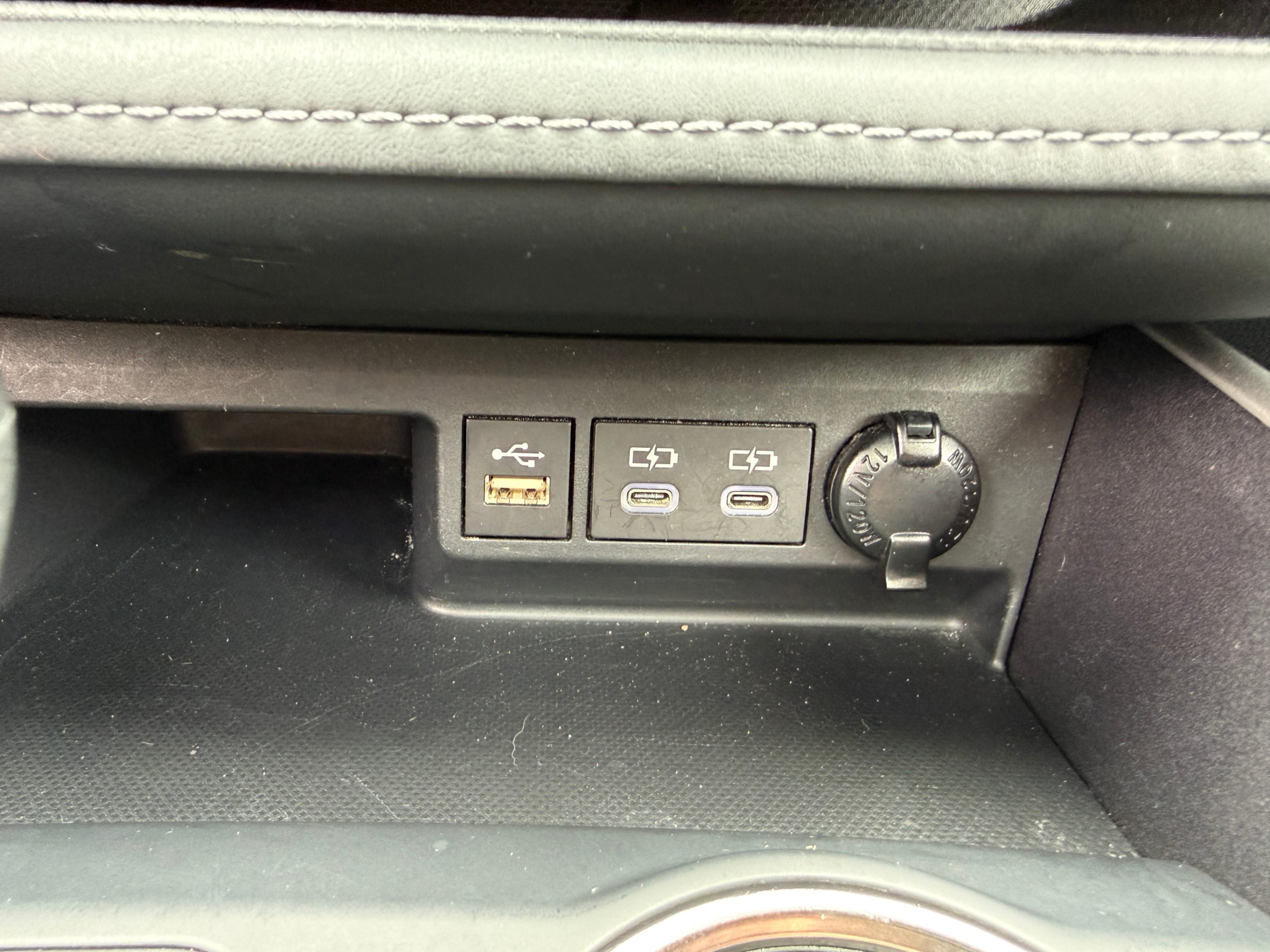 /crownautomobile/2025-Toyota-Highlander-23090552686453236.jpg