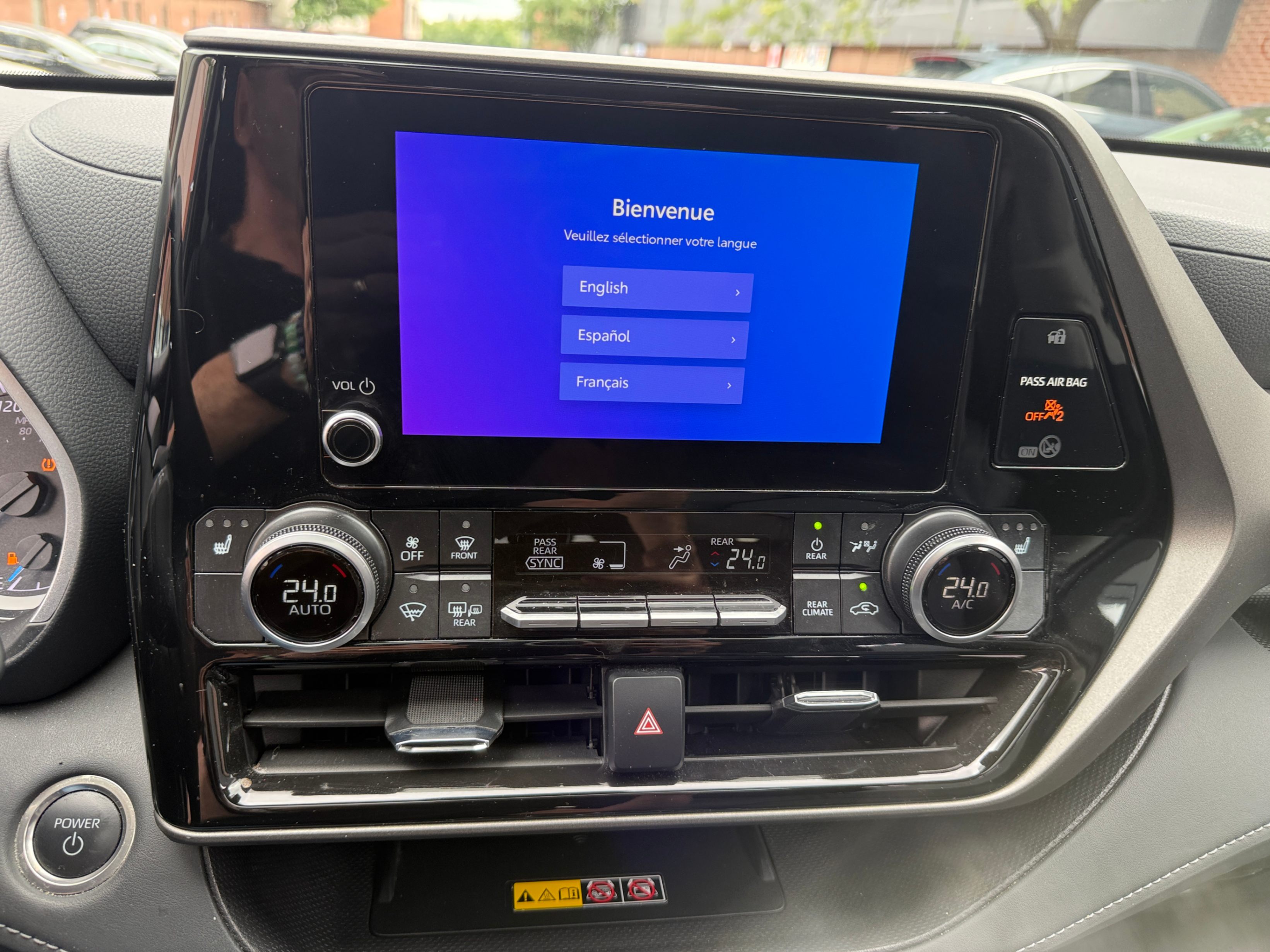 /crownautomobile/2025-Toyota-Highlander-37200714007692914.jpg