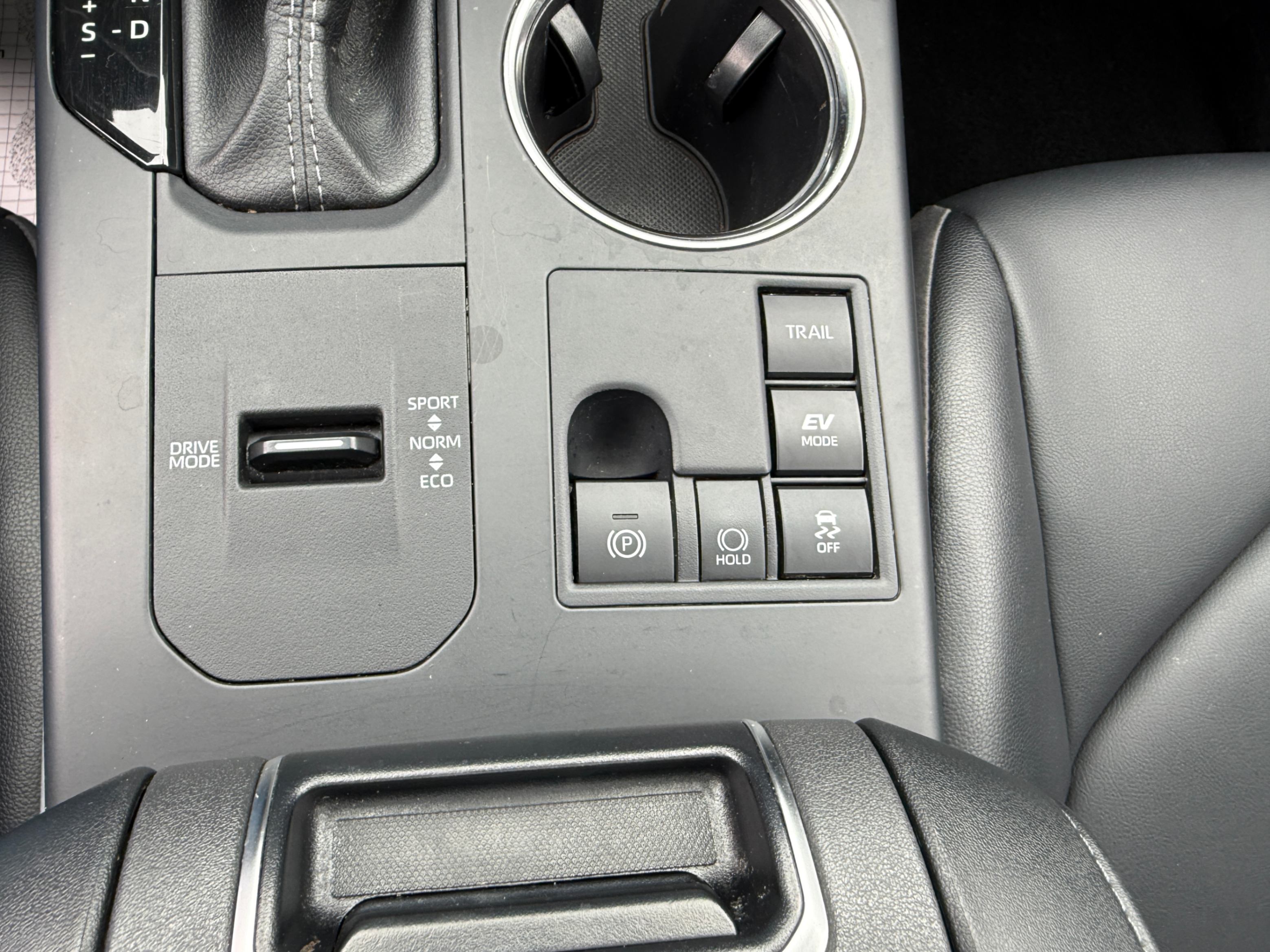 /crownautomobile/2025-Toyota-Highlander-5223511087435919.jpg