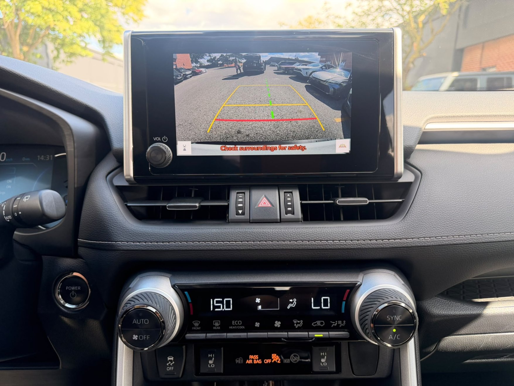 /crownautomobile/2025-Toyota-RAV4-1339242599188526.jpg