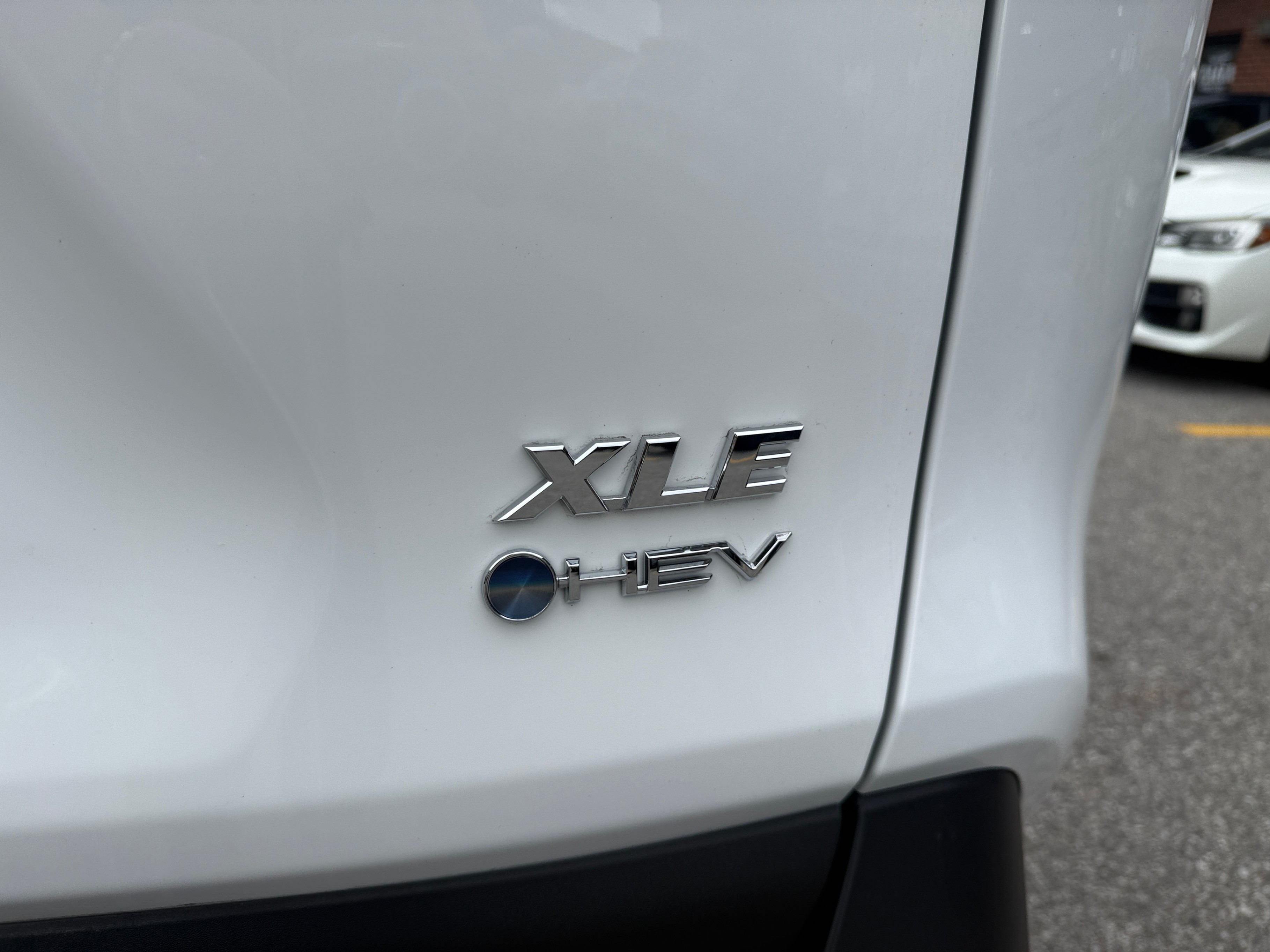 /crownautomobile/2025-Toyota-RAV4-42307992246608417.jpg
