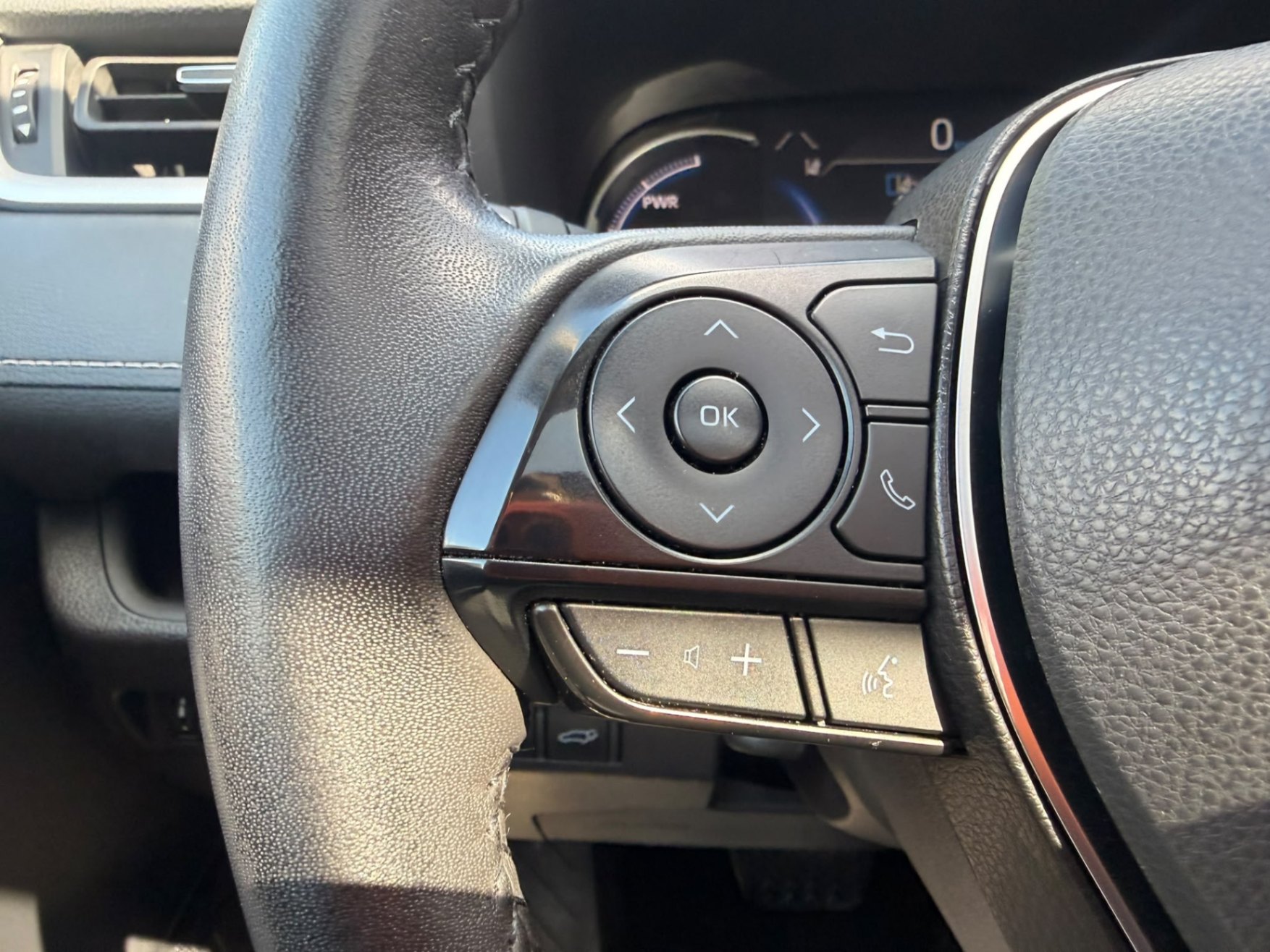 /crownautomobile/2025-Toyota-RAV4-6462039593376927.jpg