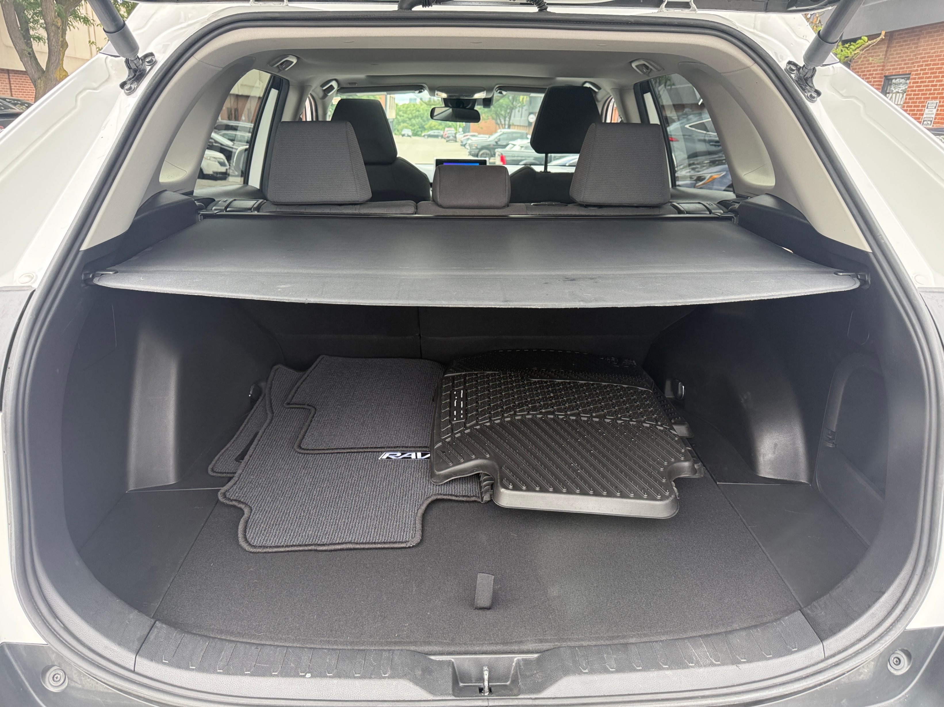 /crownautomobile/2025-Toyota-RAV4-8677412058320235.jpg