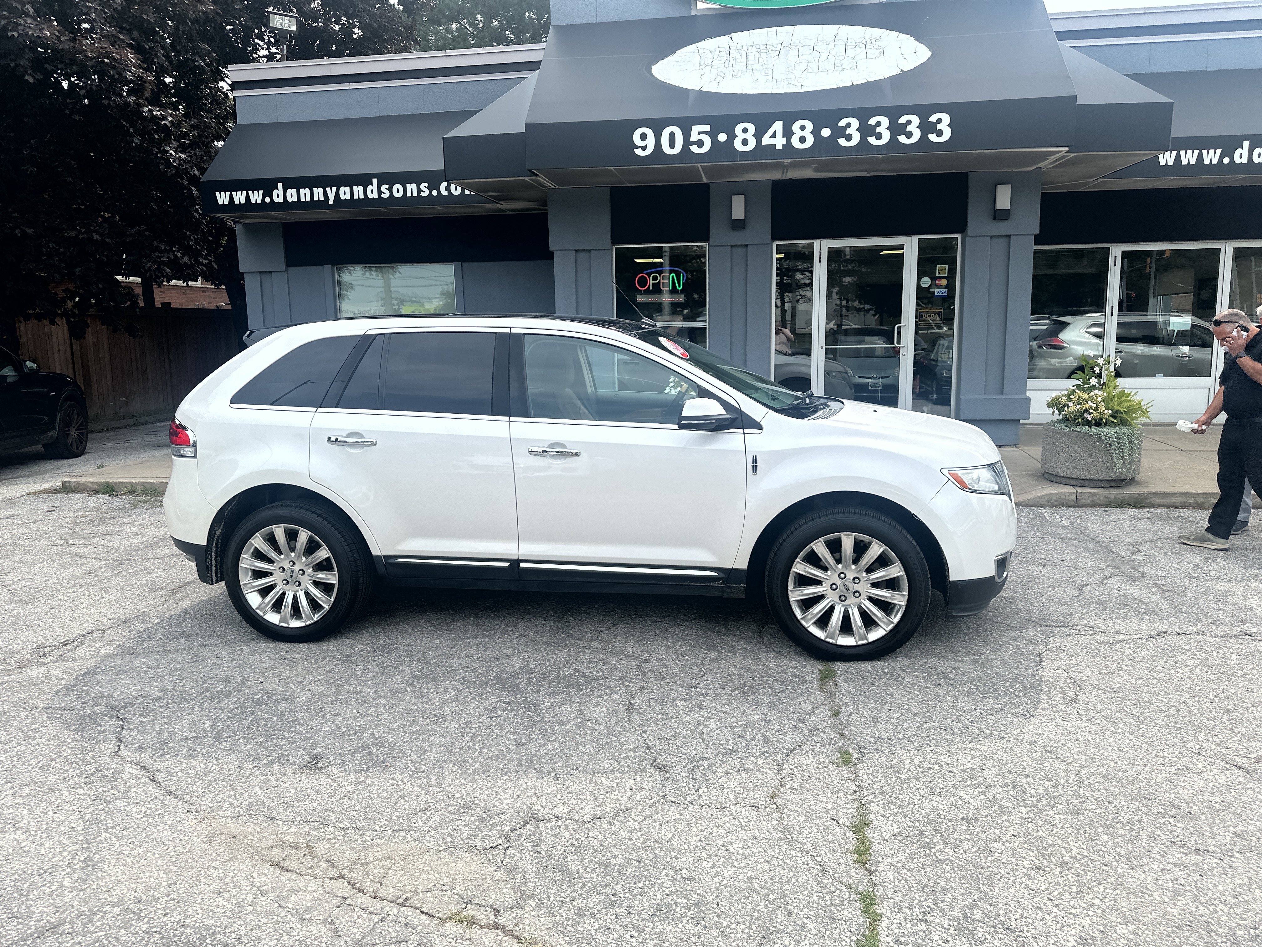 2014 Lincoln MKX AWD 4dr
