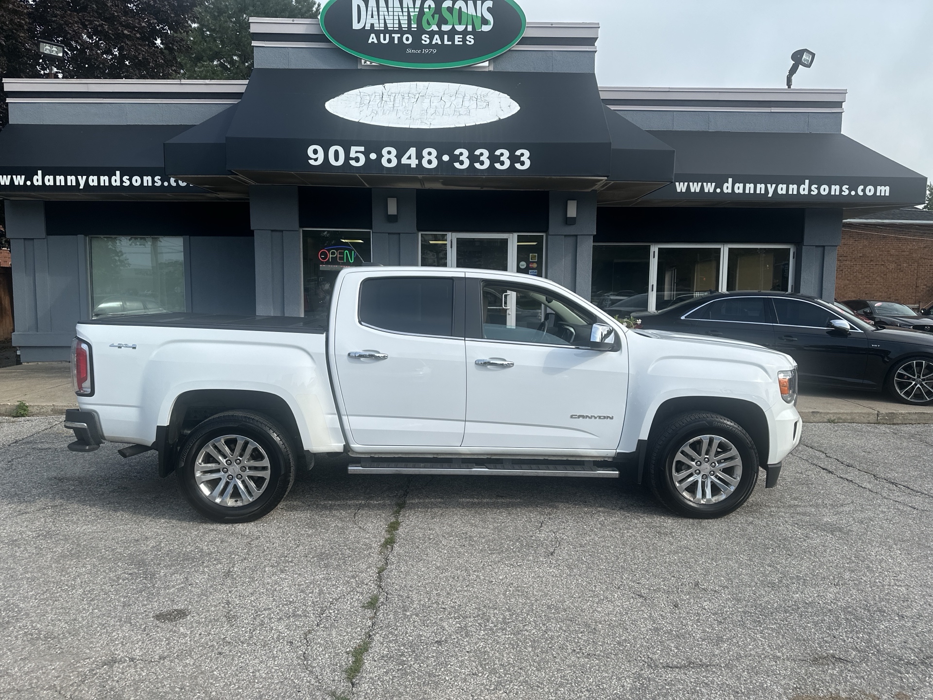 2017 GMC Canyon 4WD Crew Cab 128.3' SLT