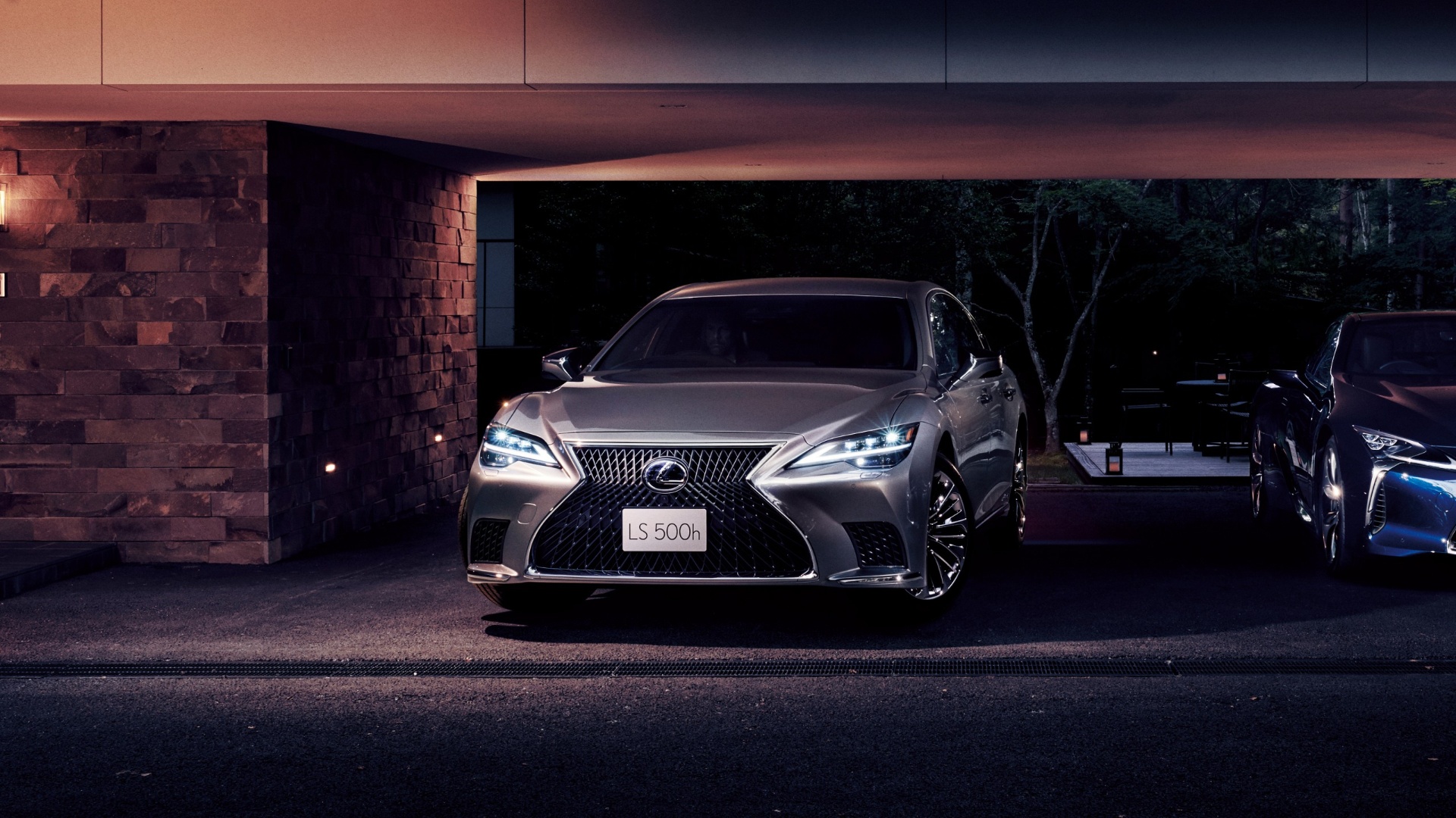 https://hillzcdn.ca/daytonaautosales/553793665096459-lexus_ls_500h_2020_4k-2560x1440.jpg