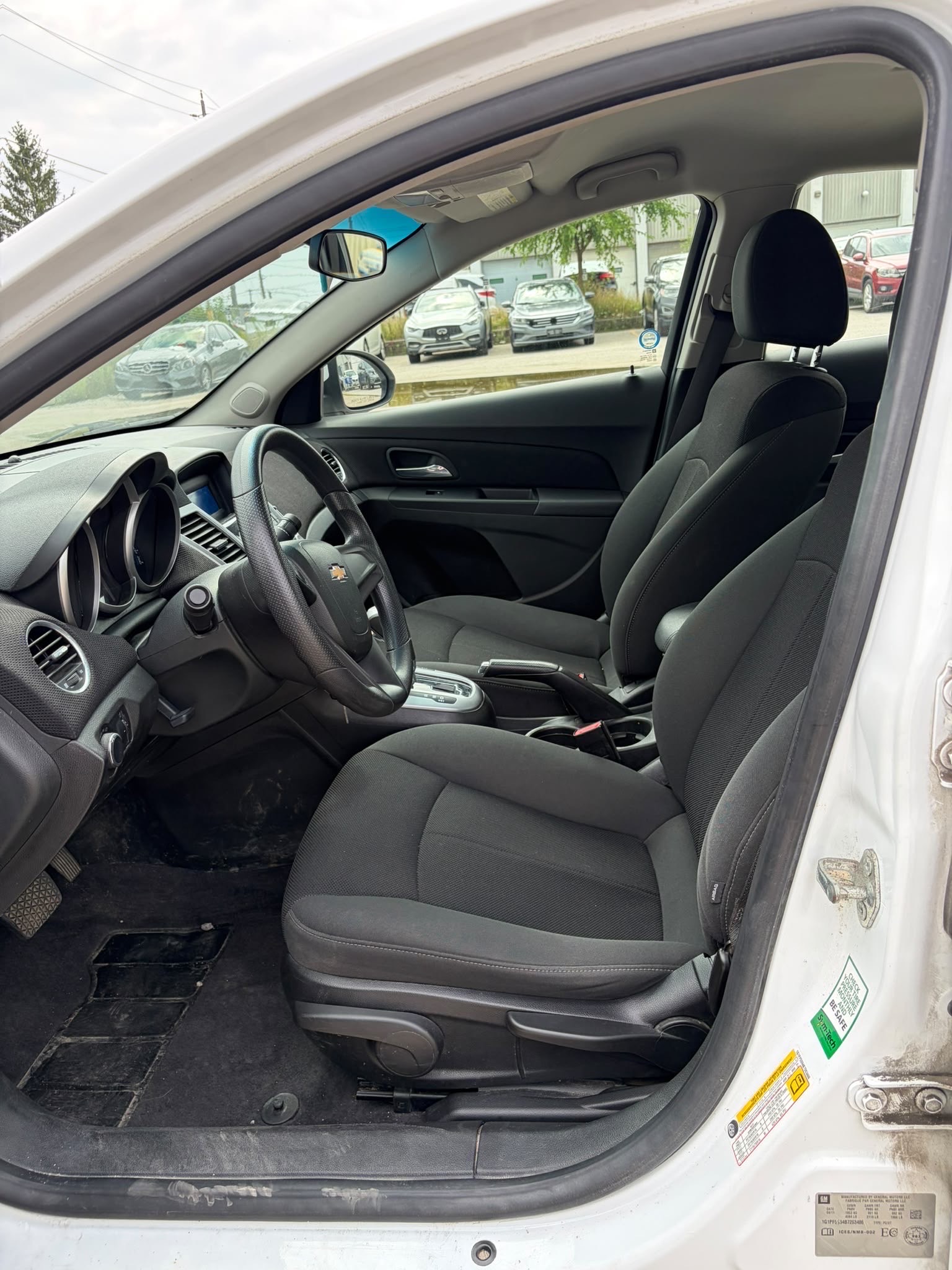 /dreamdriveauto/2011-Chevrolet-Cruze-48108143164541906.jpg