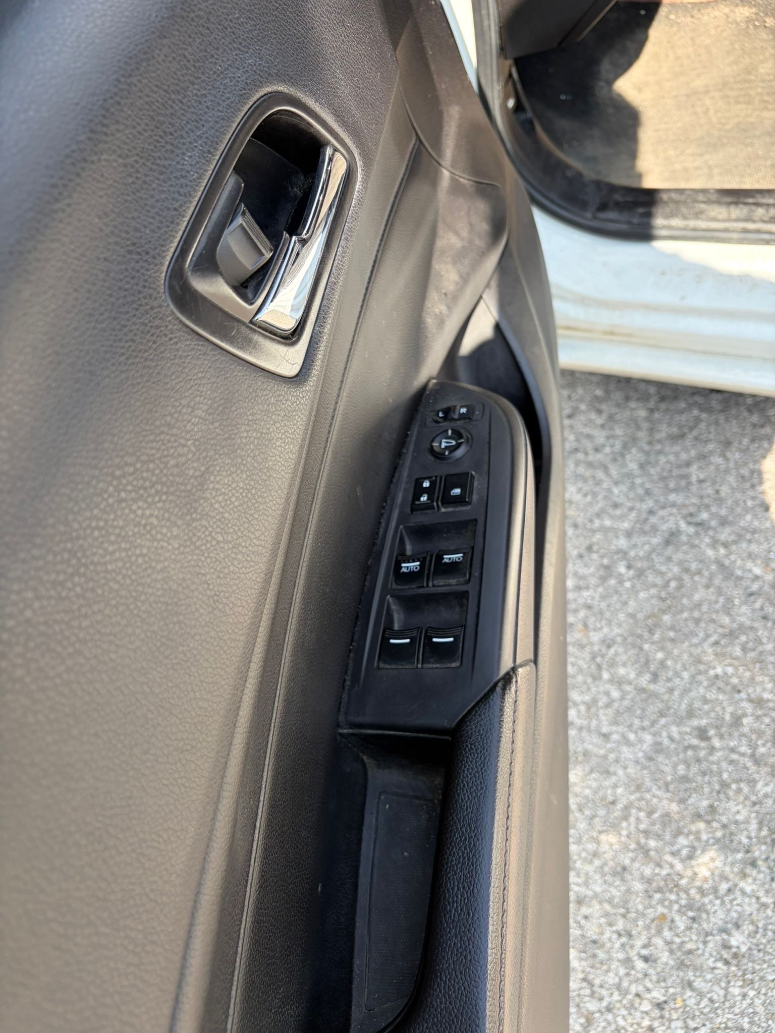 /dreamdriveauto/2013-Acura-ILX-8770267383970329.jpg